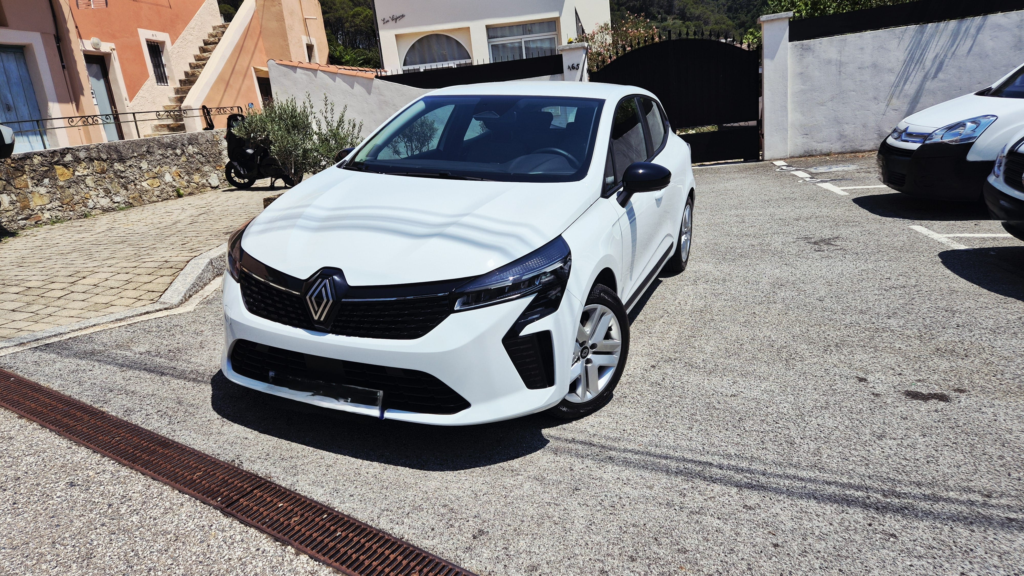 Renault Clio E-tech avec Apple CarPlay