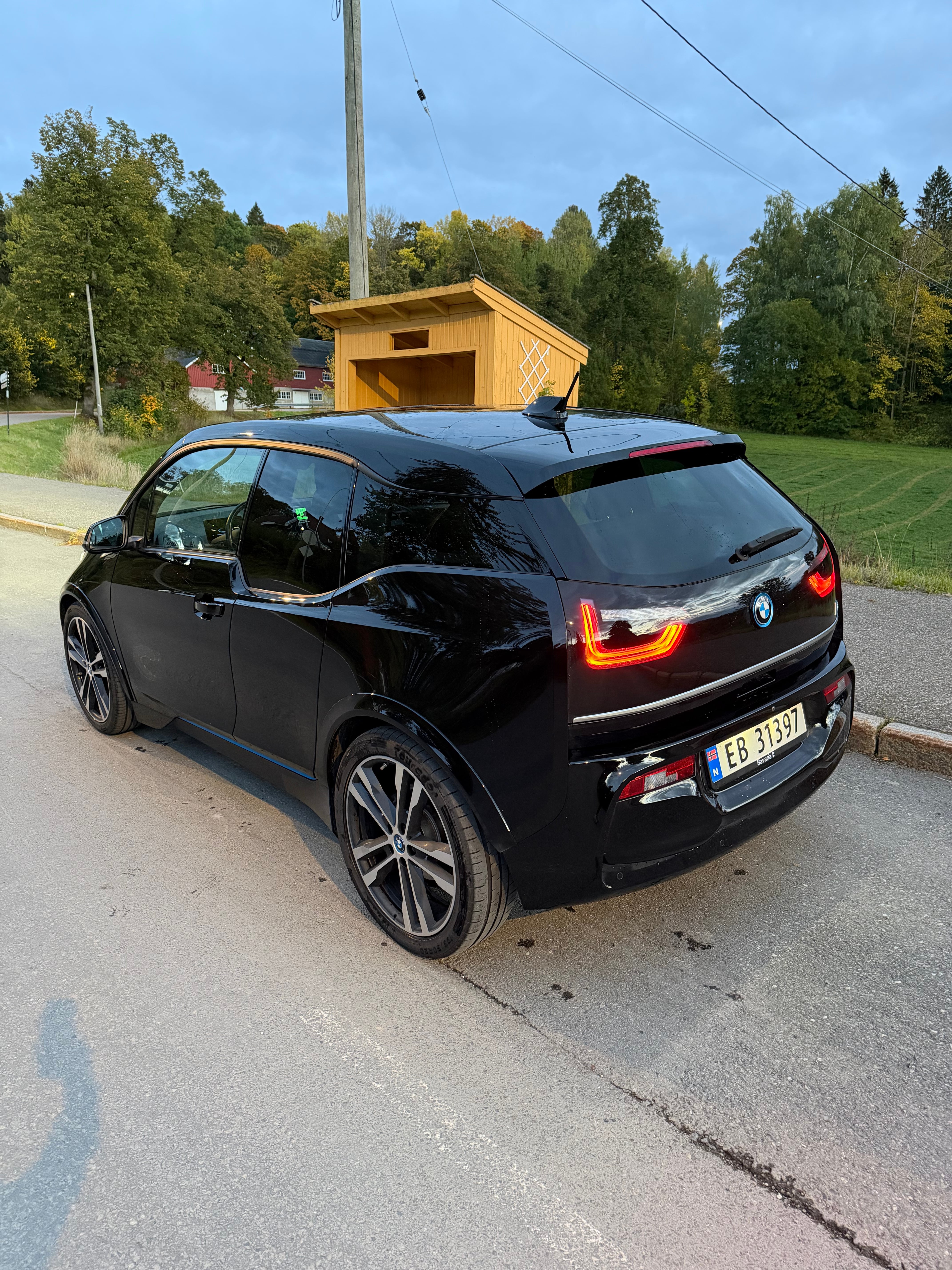 BMW i3s med Ryggekamera