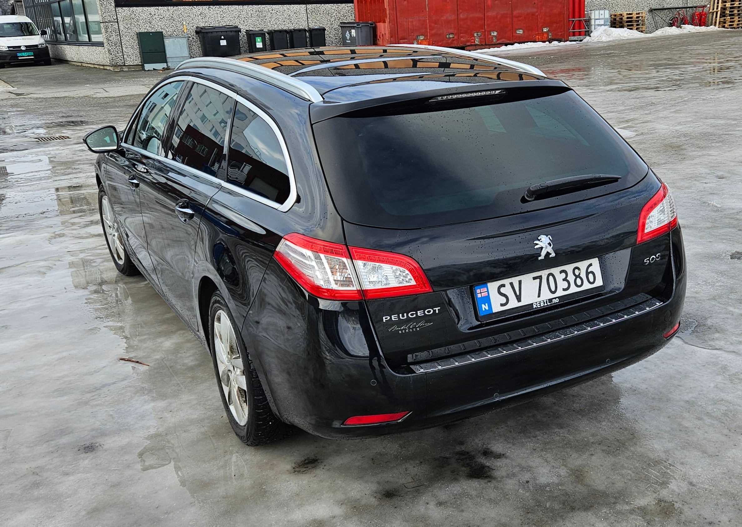 Peugeot 508 SW med GPS