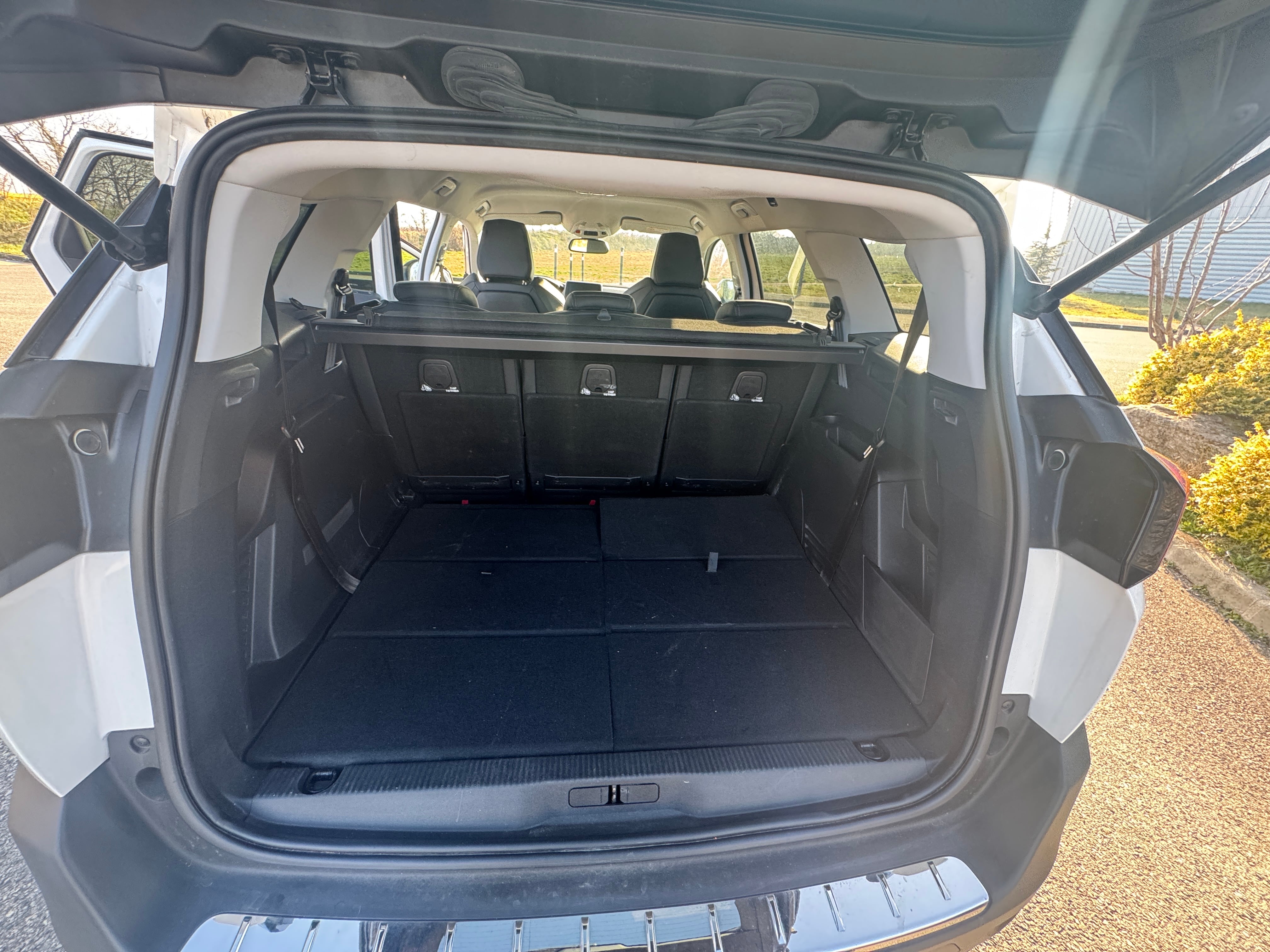 Peugeot 5008 avec Apple CarPlay