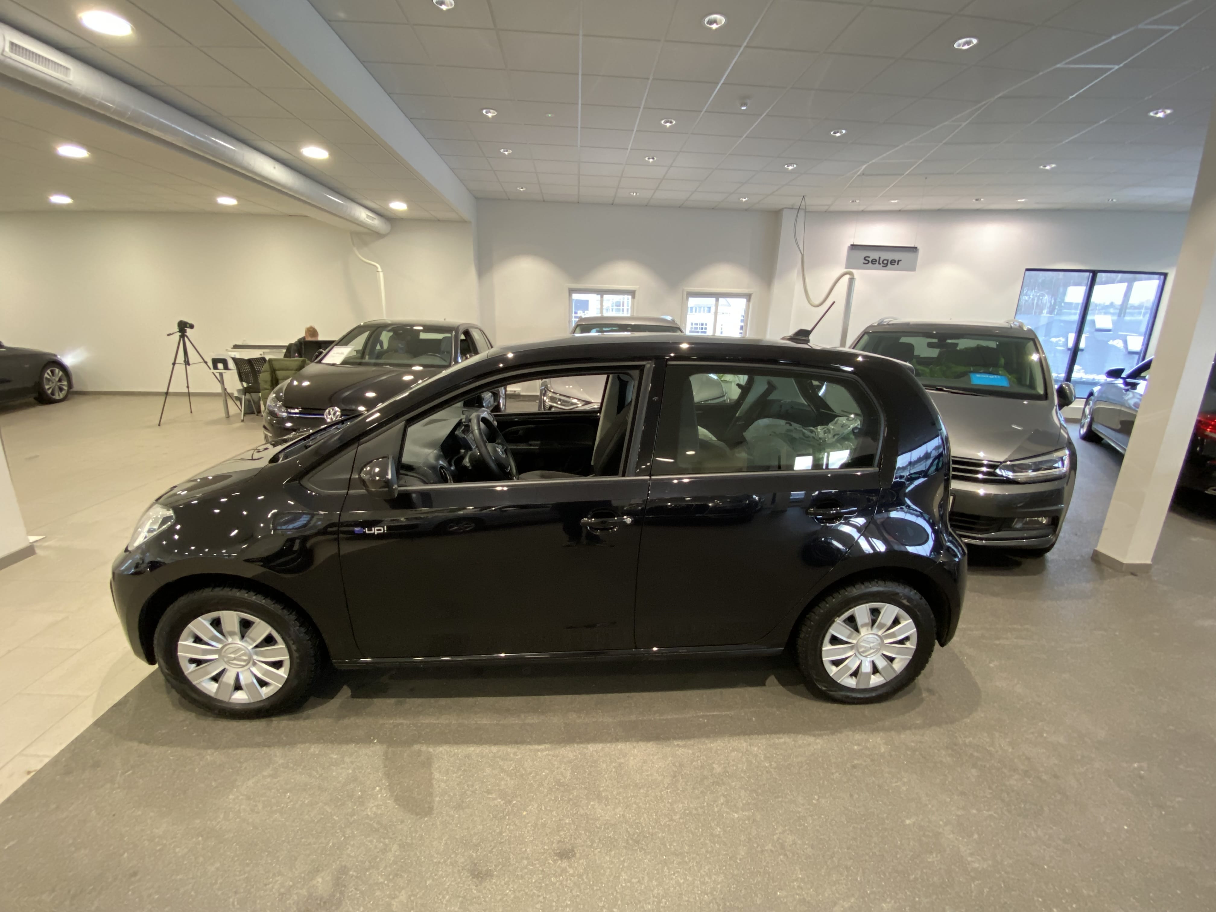 Volkswagen e-Up ! med Aircondition
