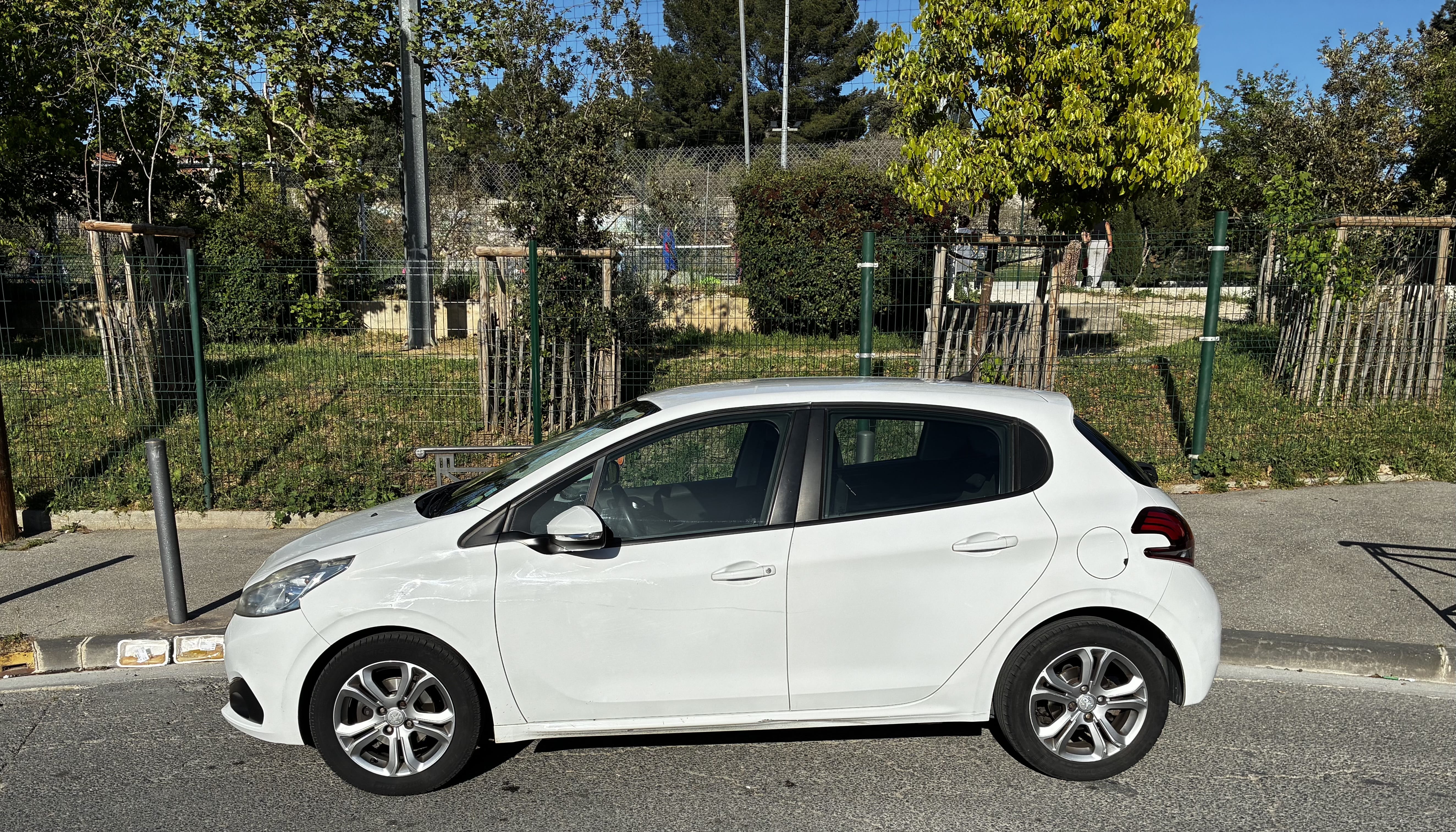 Peugeot 208 avec Climatisation