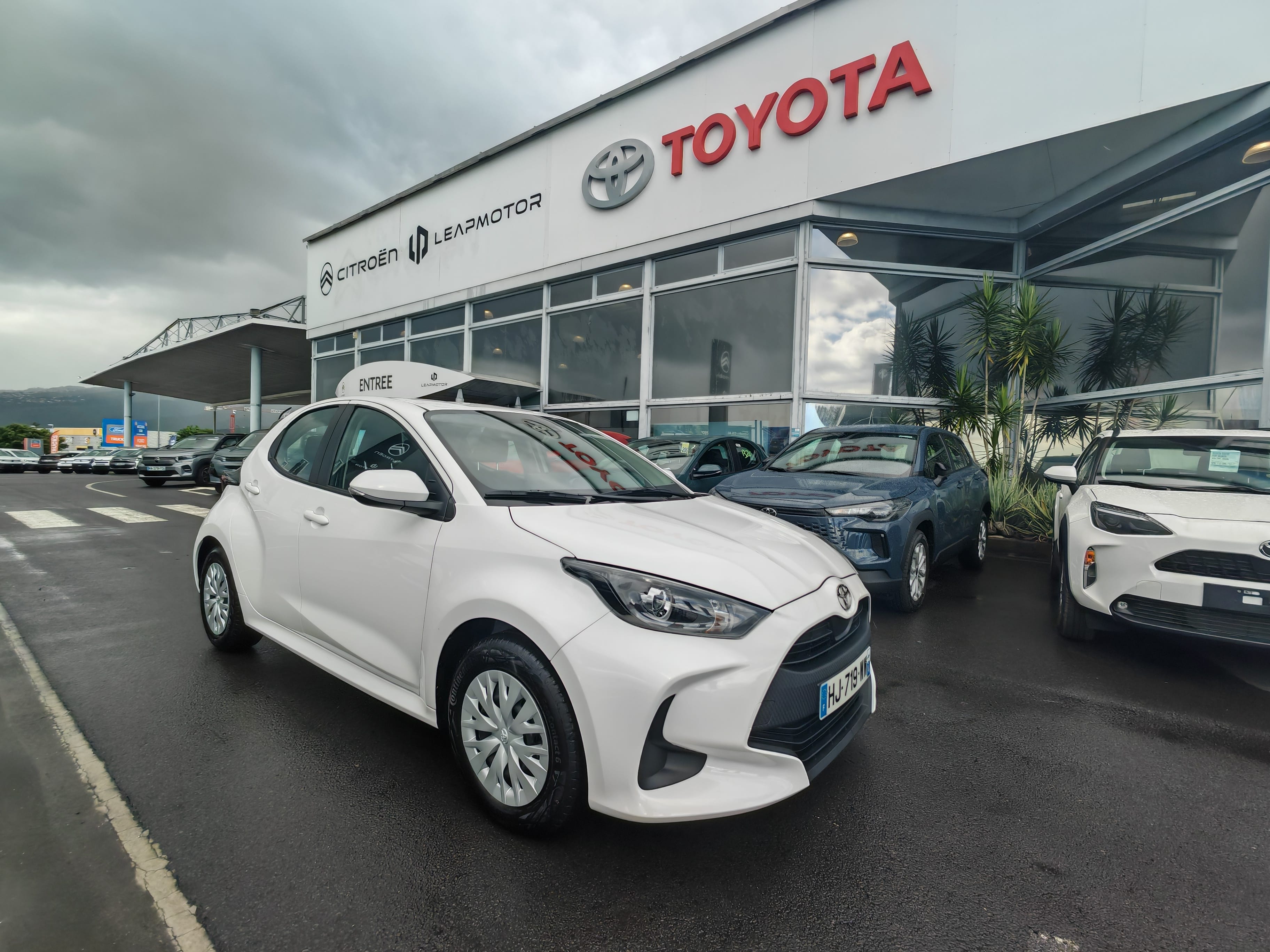 Toyota Yaris Hybride, 2026, Essence 95 / Électrique (hybride), automatique