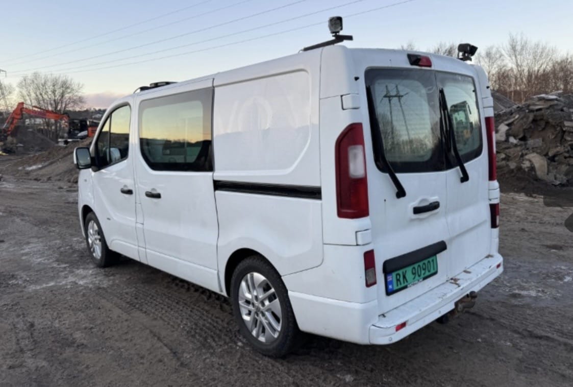 Opel Vivaro med Cruisekontroll