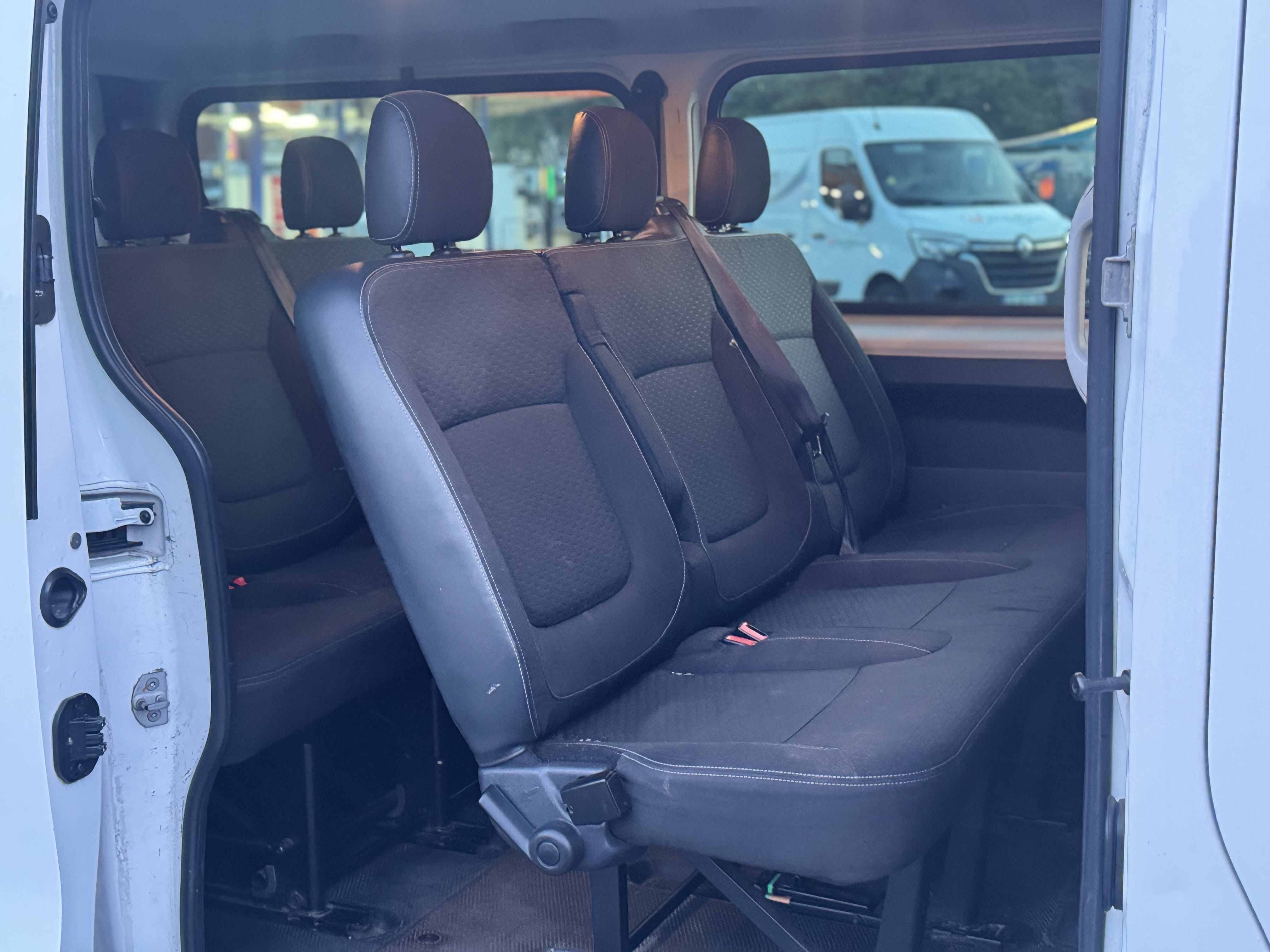 Opel Vivaro Combi
