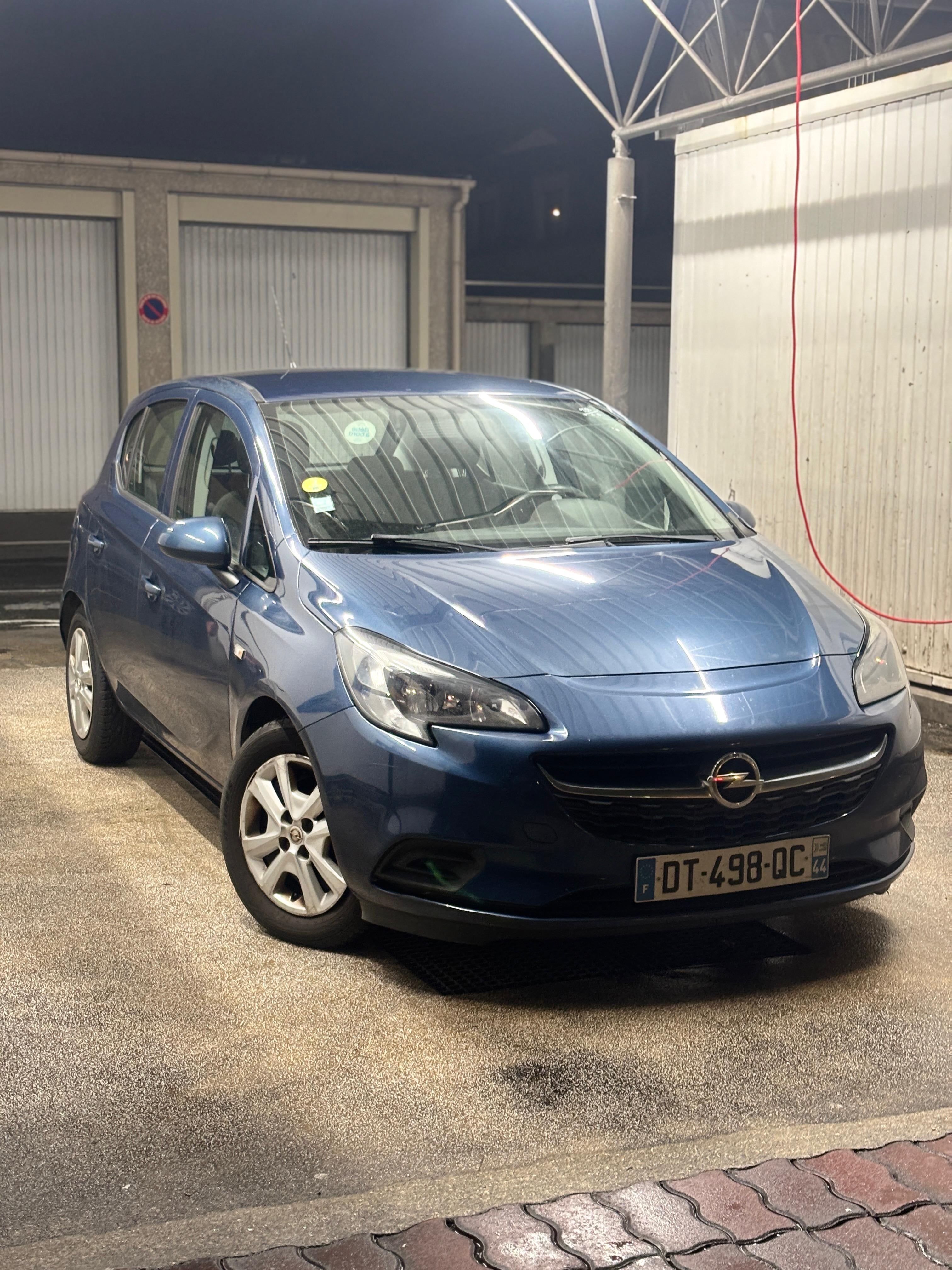 Opel Corsa avec Climatisation