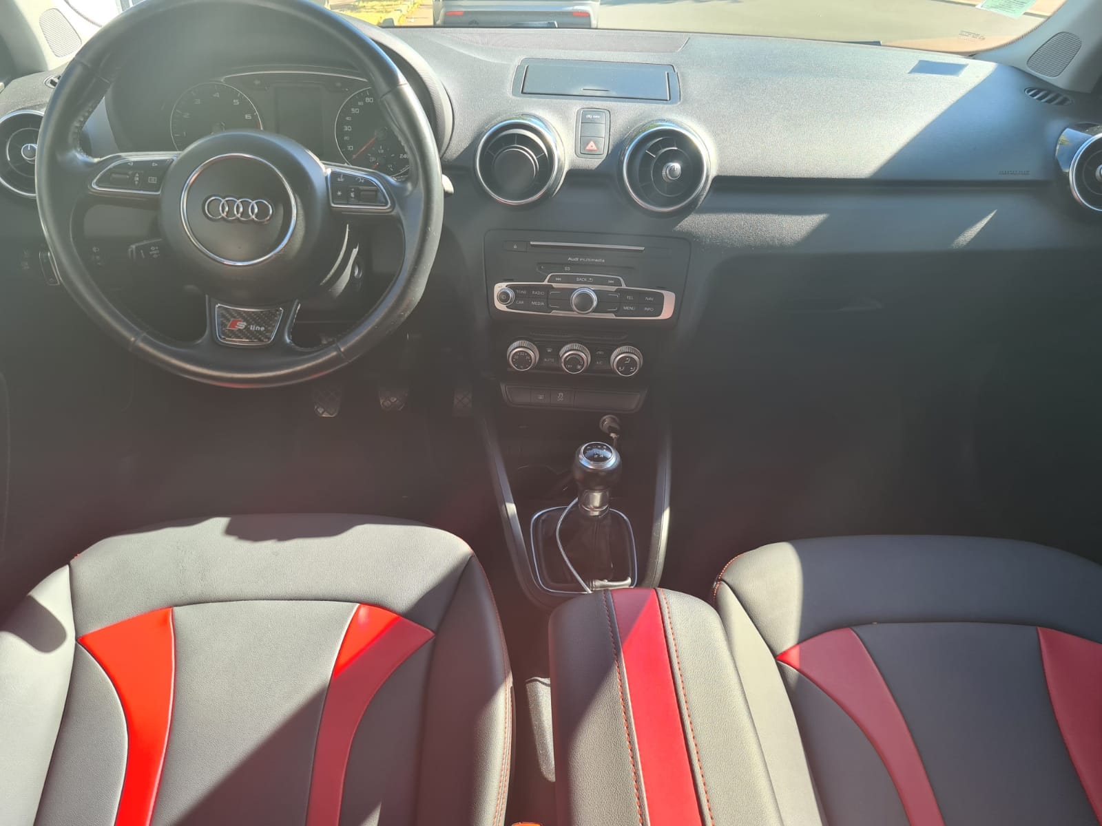 Audi A1 Sportback avec Entrée audio / iPod