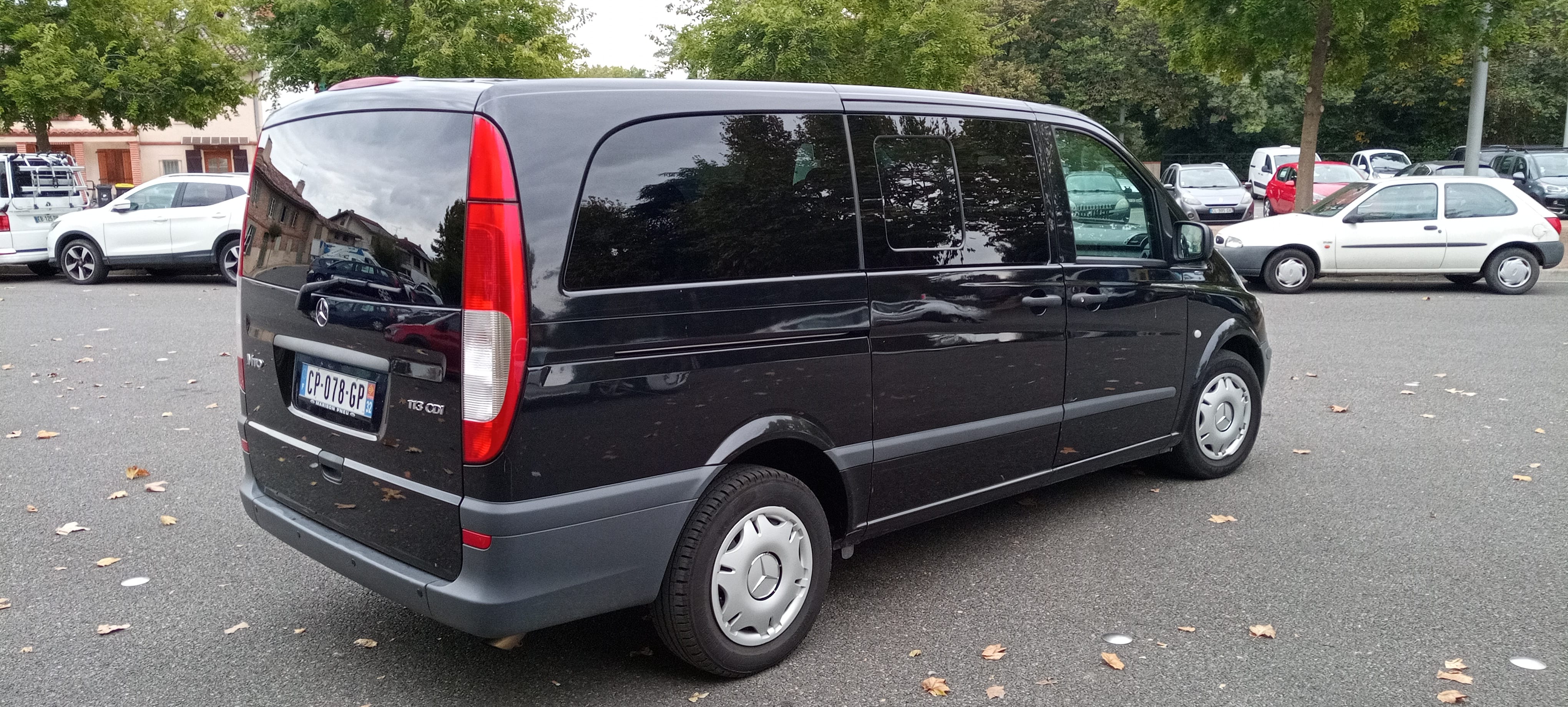 Mercedes-Benz Vito avec Siège bébé