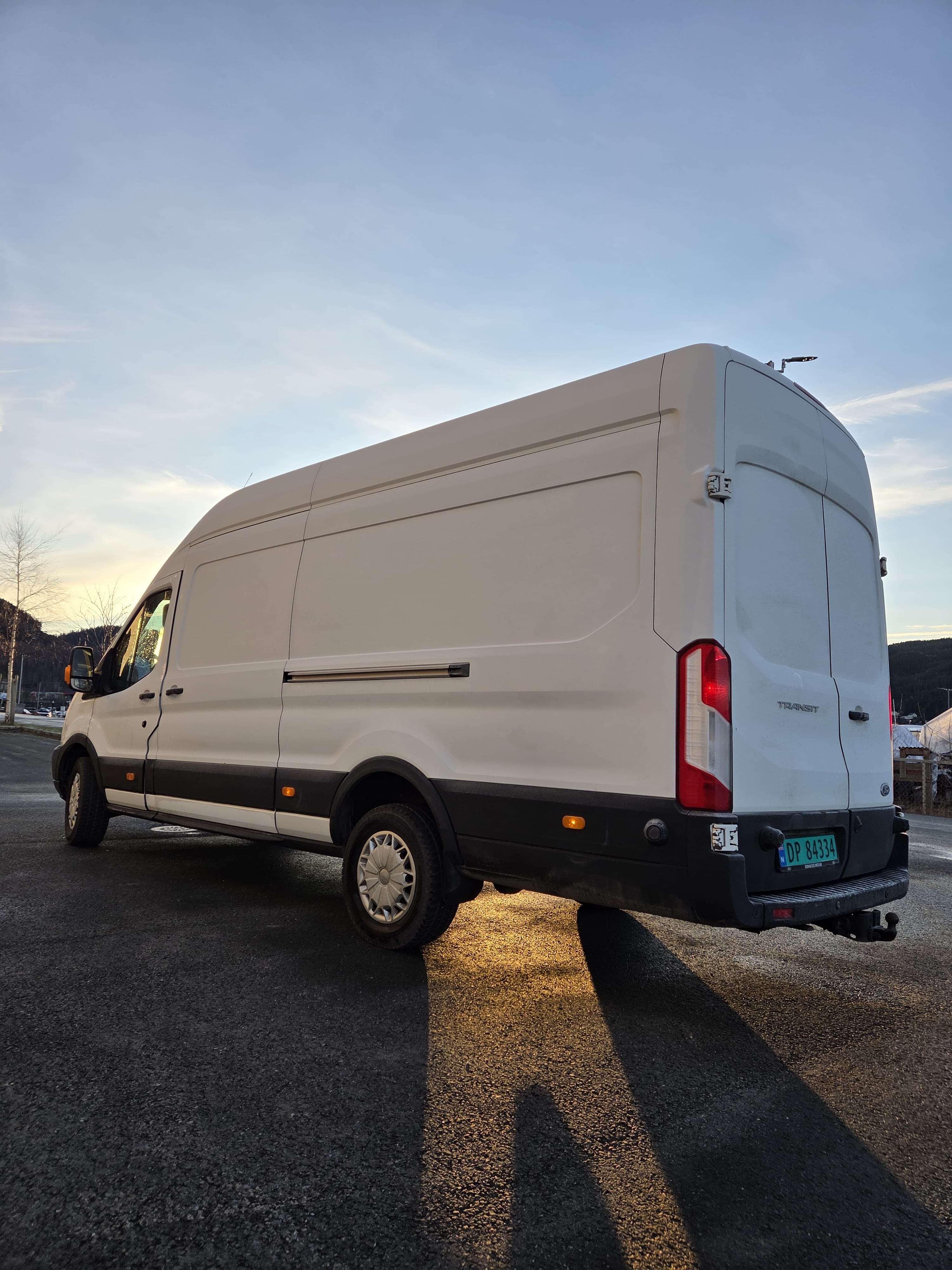 Ford Transit Varebil med Aircondition