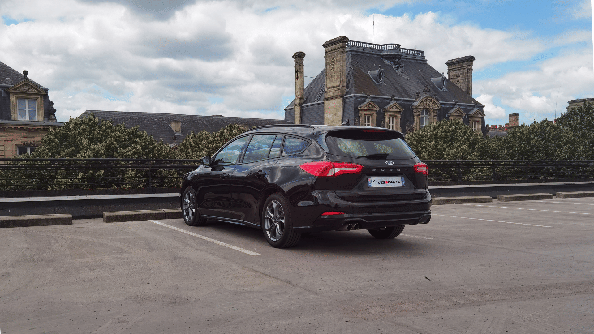 Ford Focus SW Break ST-Line | AUTO | Coffre Énorme | GARE ST-JEAN (750m) avec Régulateur de vitesse