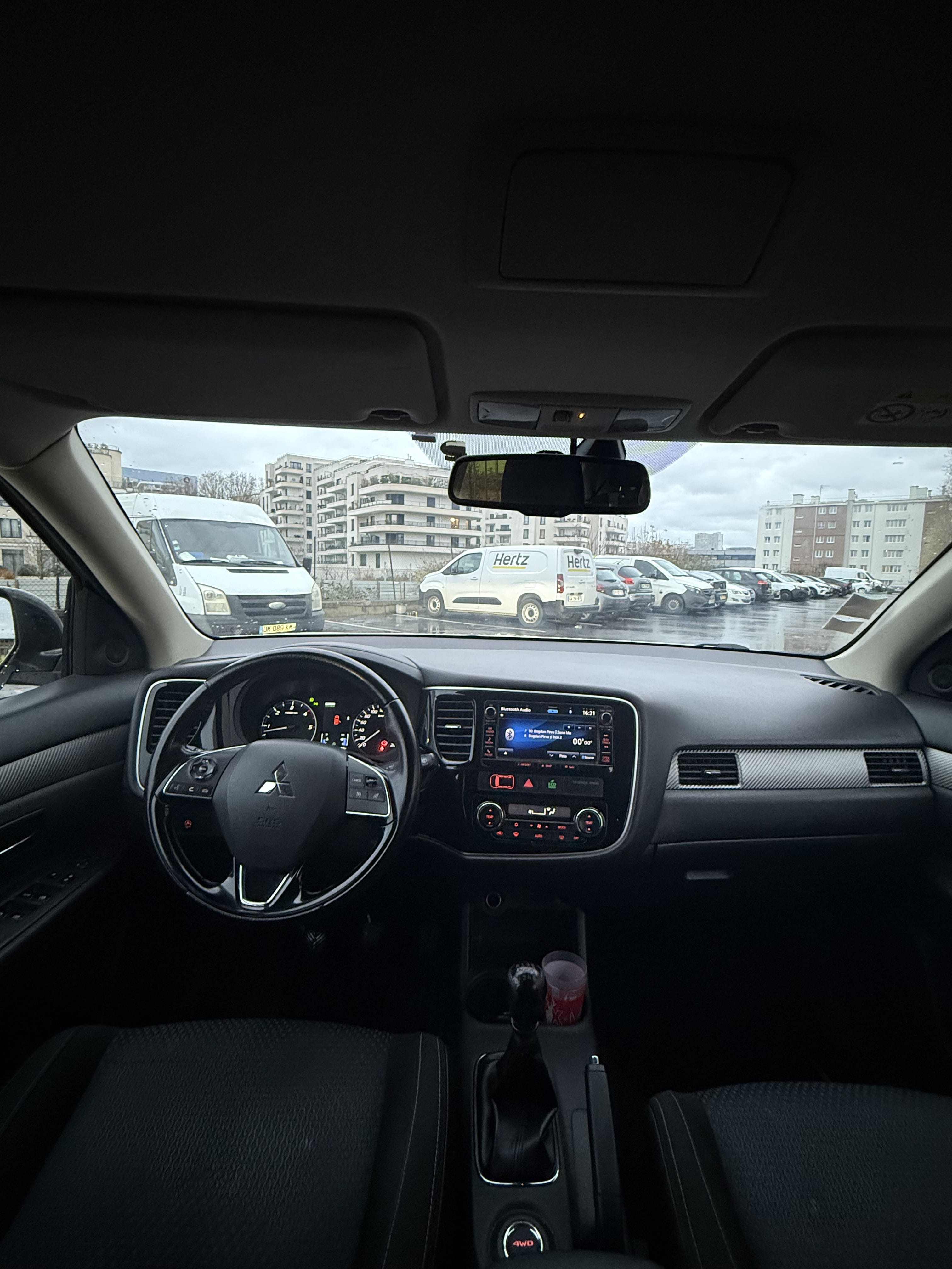 Mitsubishi Outlander avec Climatisation