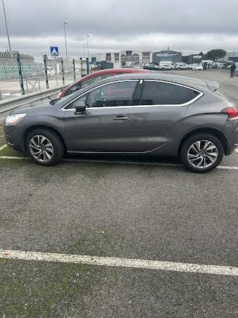 DS 4 avec Entrée audio / iPod