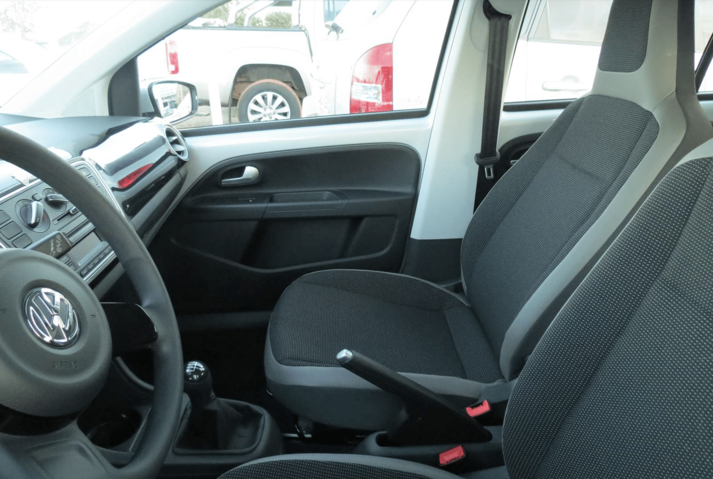 Volkswagen Up! avec Entrée audio / iPod