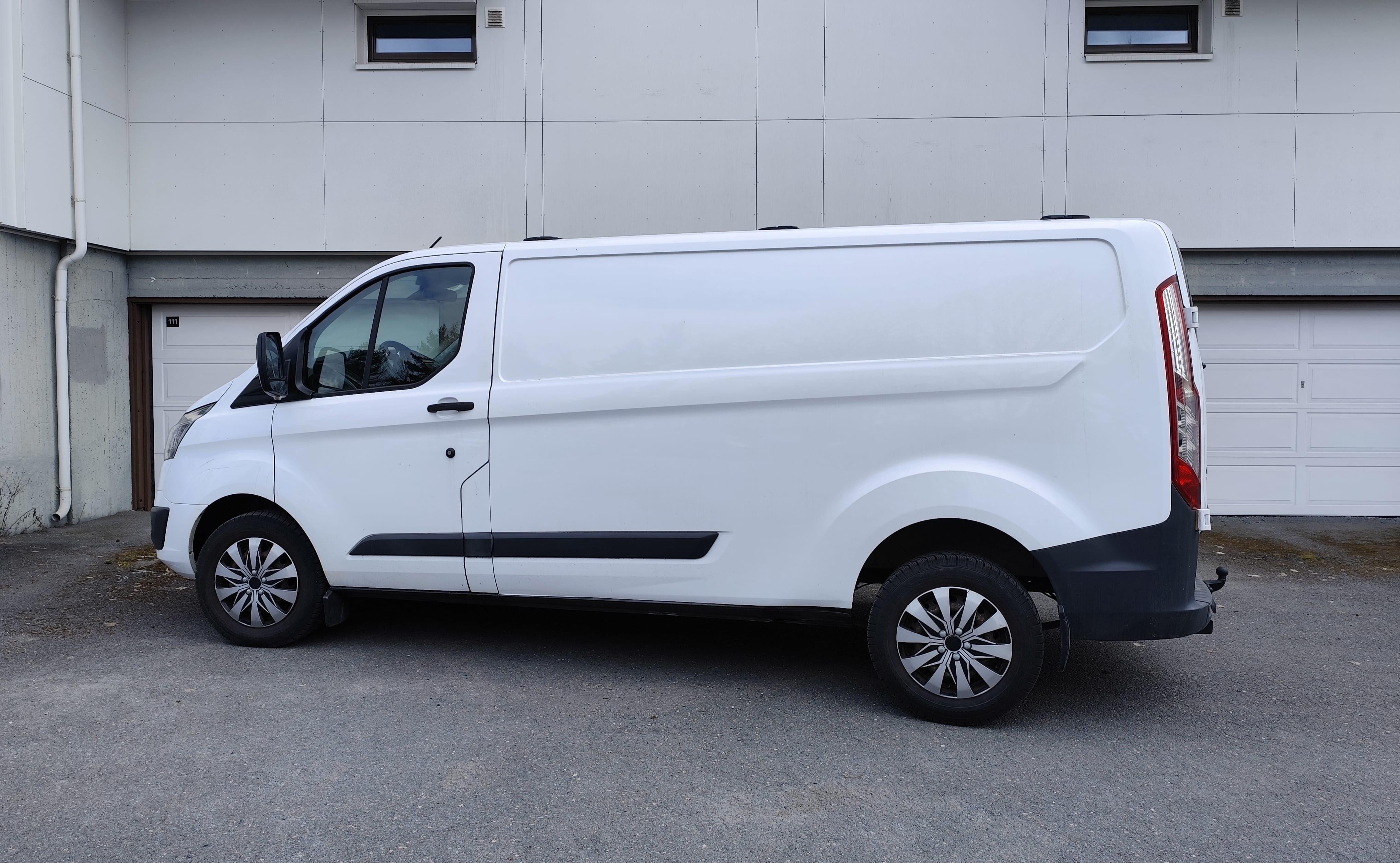 Ford Transit Varebil med Bilradio