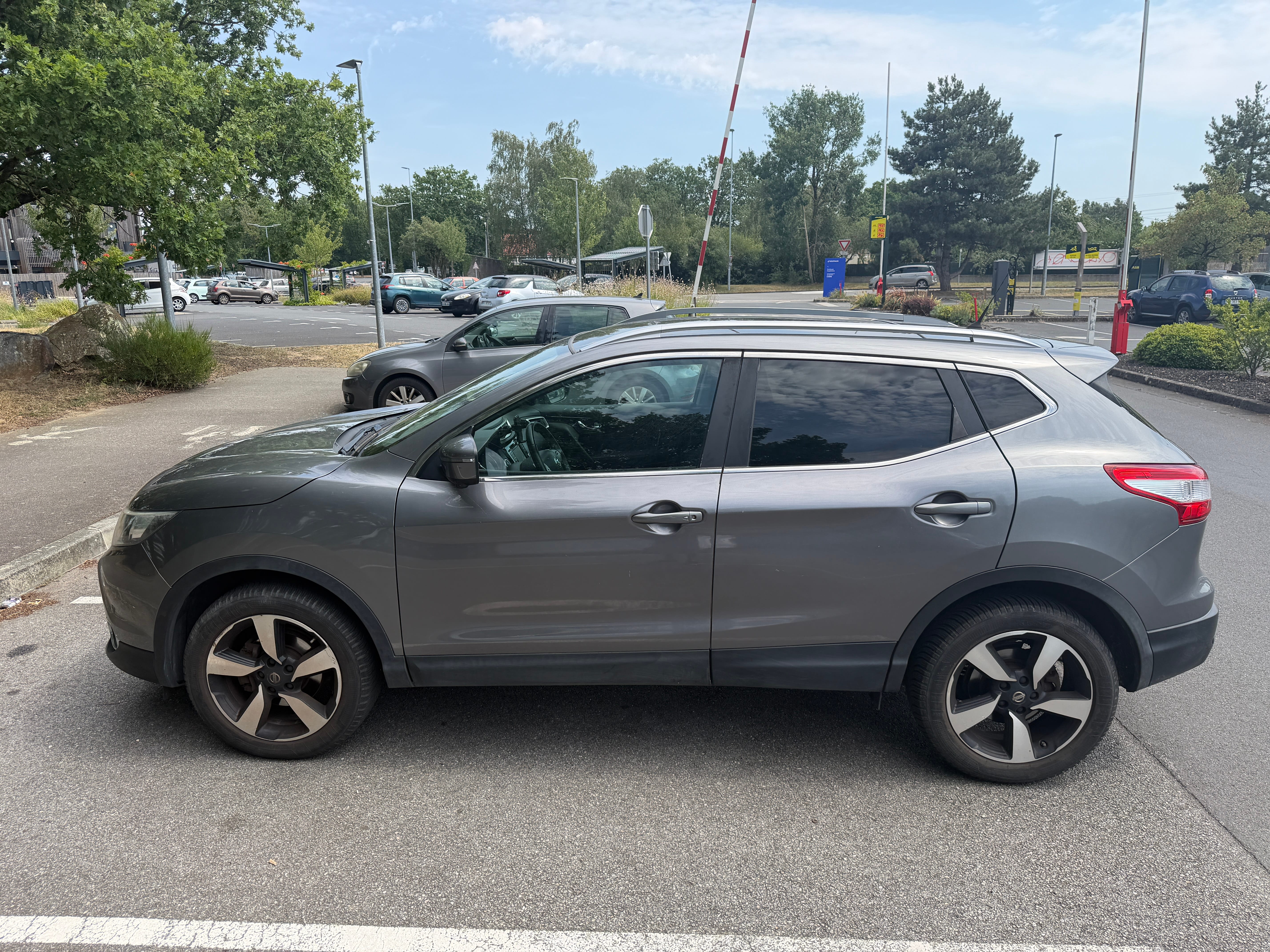Nissan Qashqai avec Climatisation