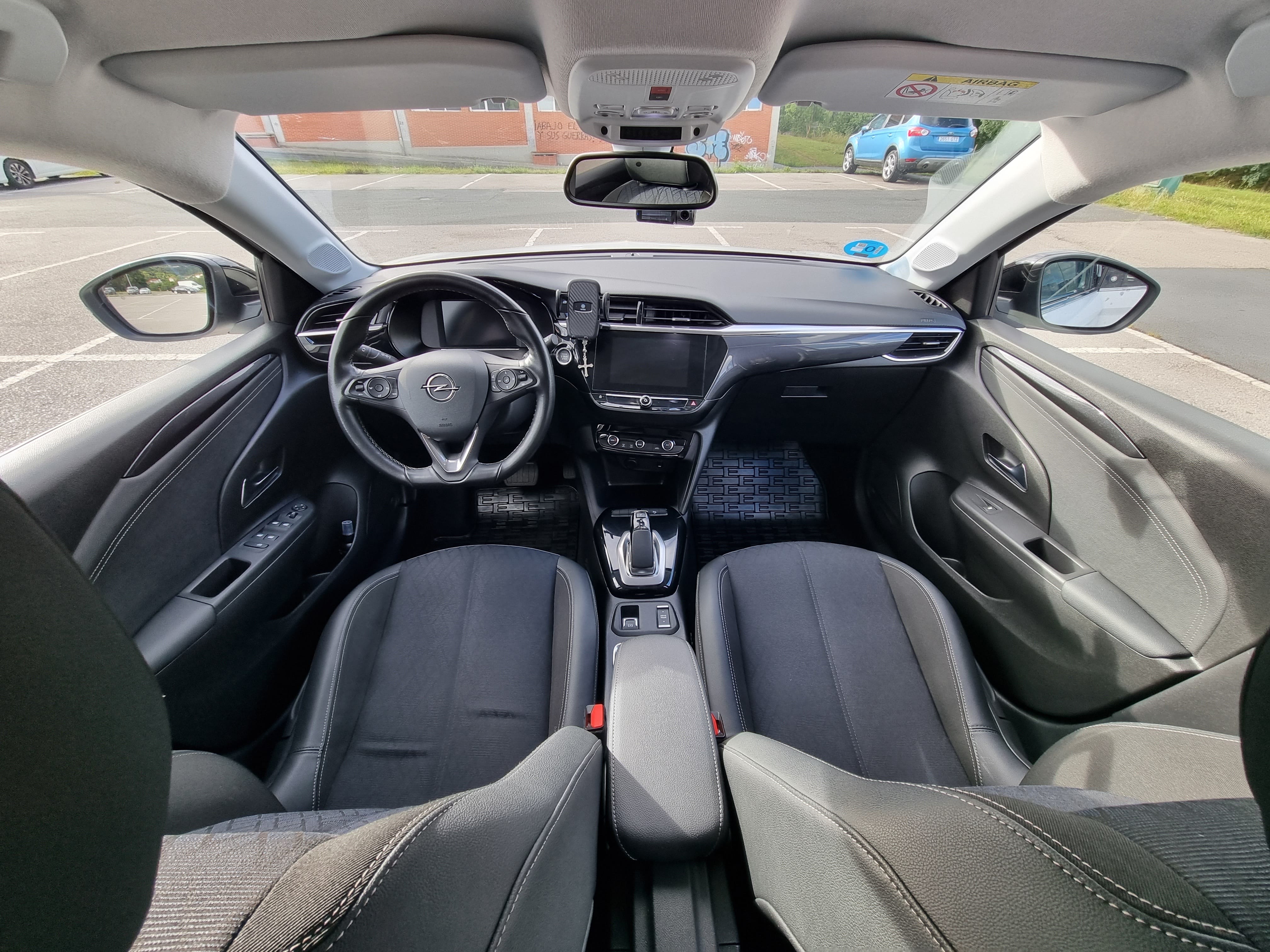 Opel Corsa-E 136 CV con Control de velocidad