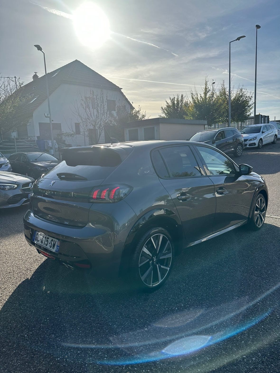 Peugeot 208 GTI avec Climatisation