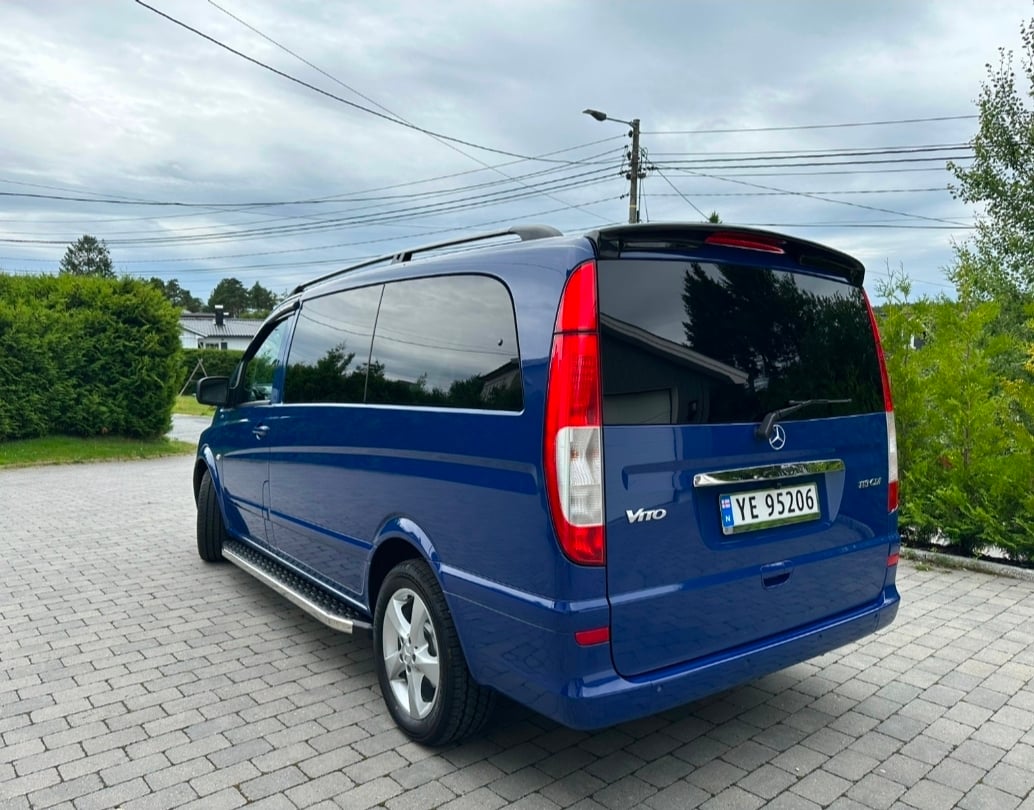 Mercedes-Benz Vito Tourer with Air conditioning