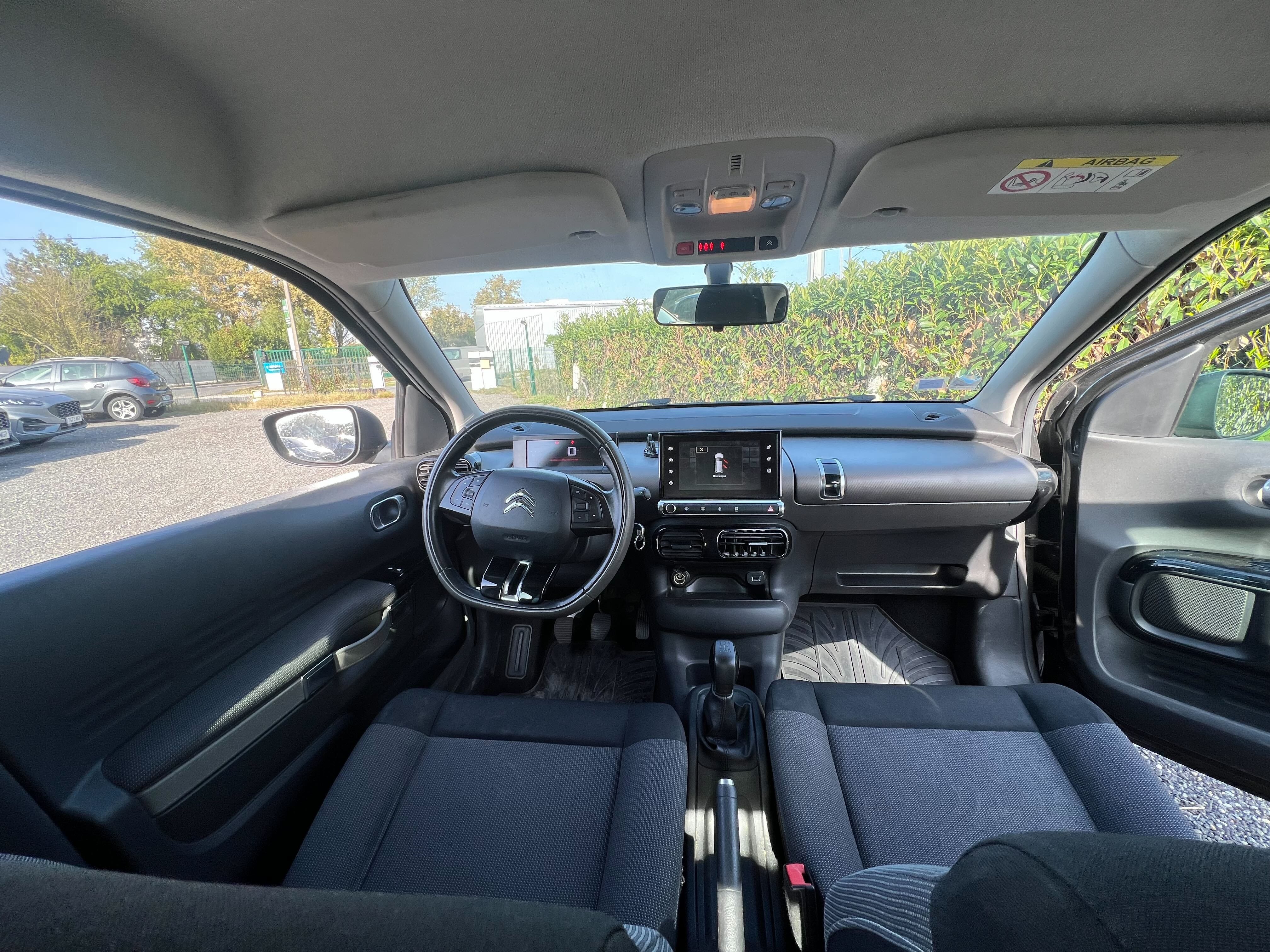 Citroen C4 Cactus EE391SV avec Audio Bluetooth