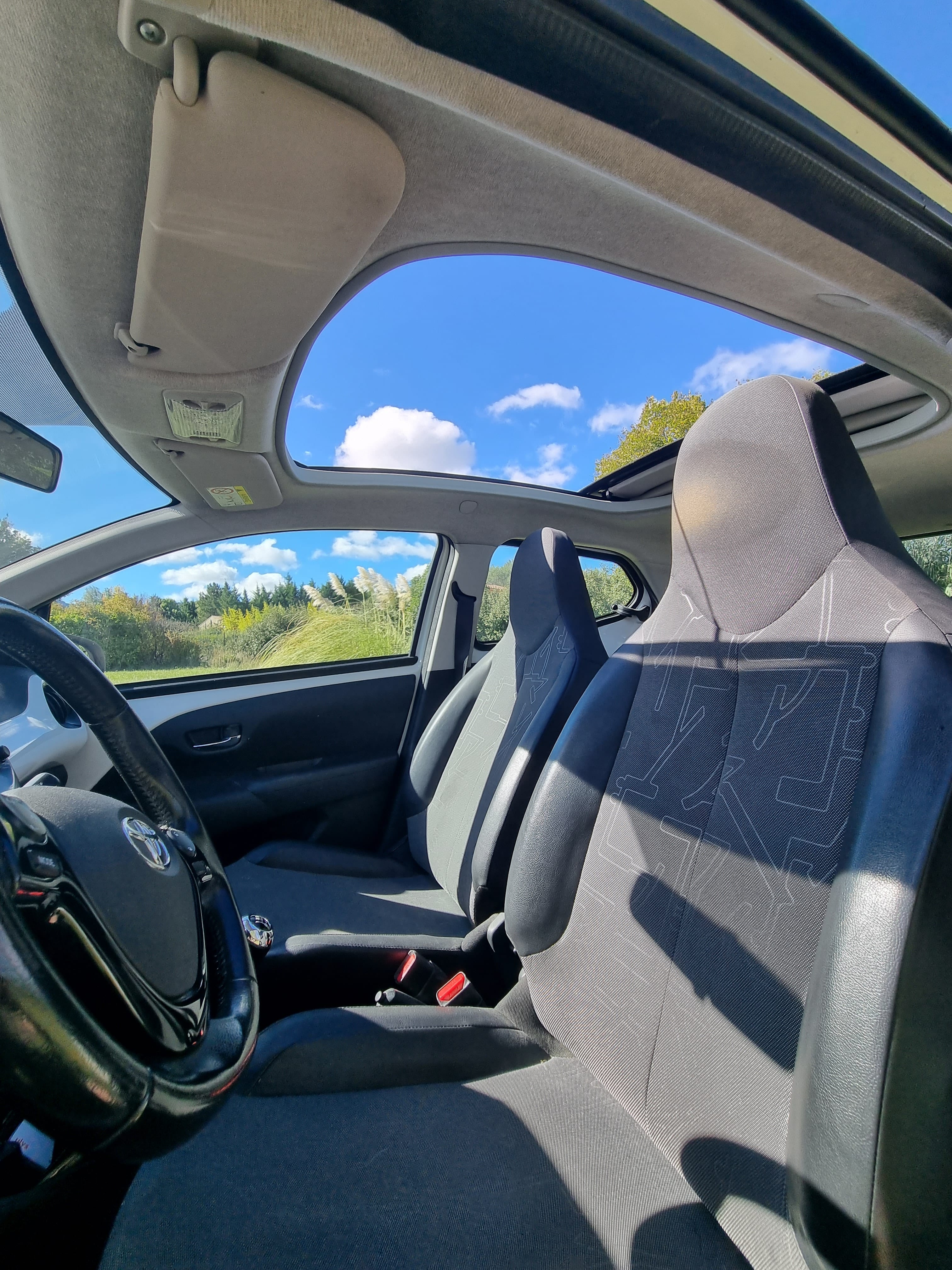 Toyota Aygo II - Toit ouvrant met Audio- / iPod-ingang