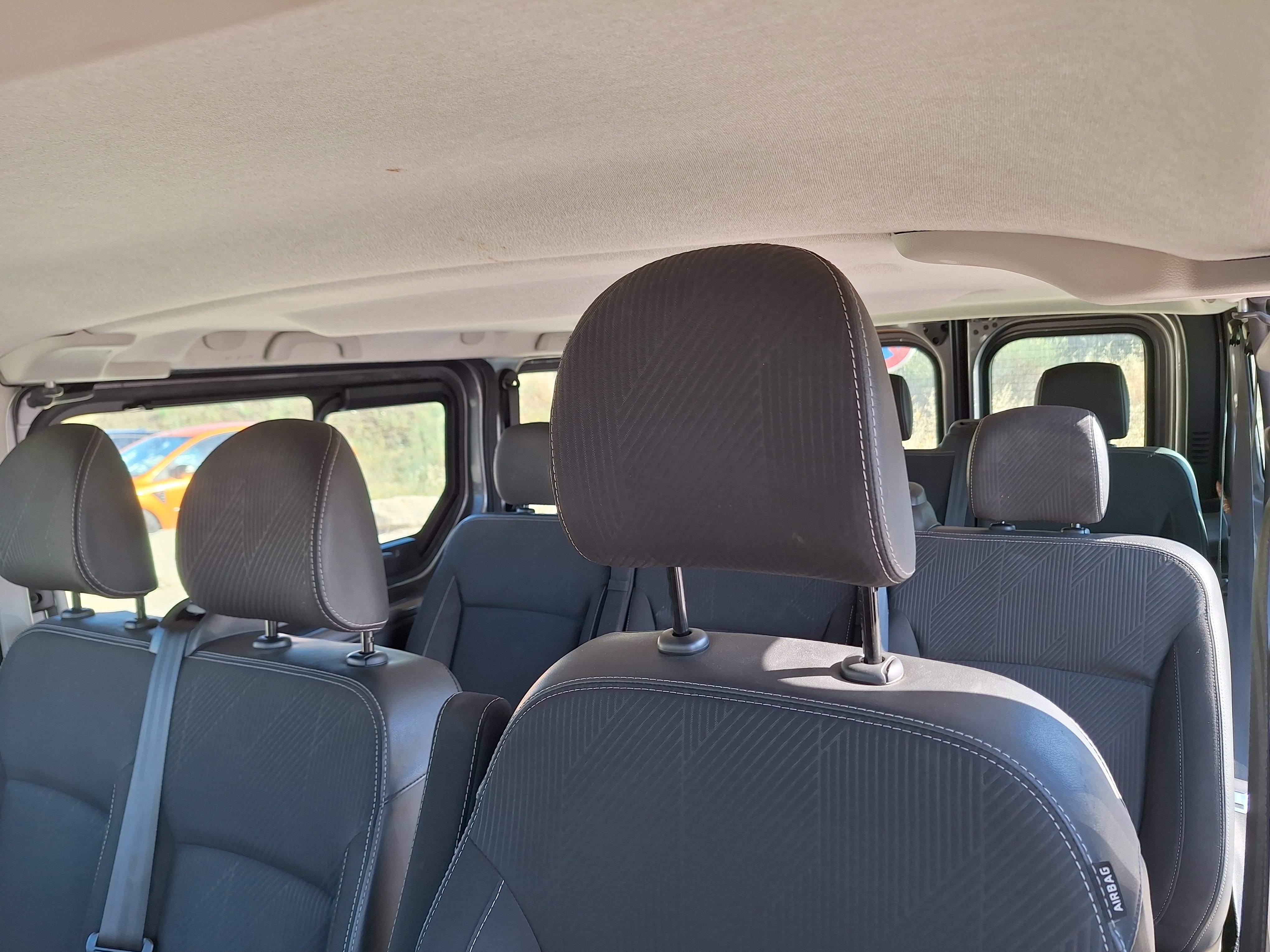 Nissan NV300 Minibus avec Entrée audio / iPod