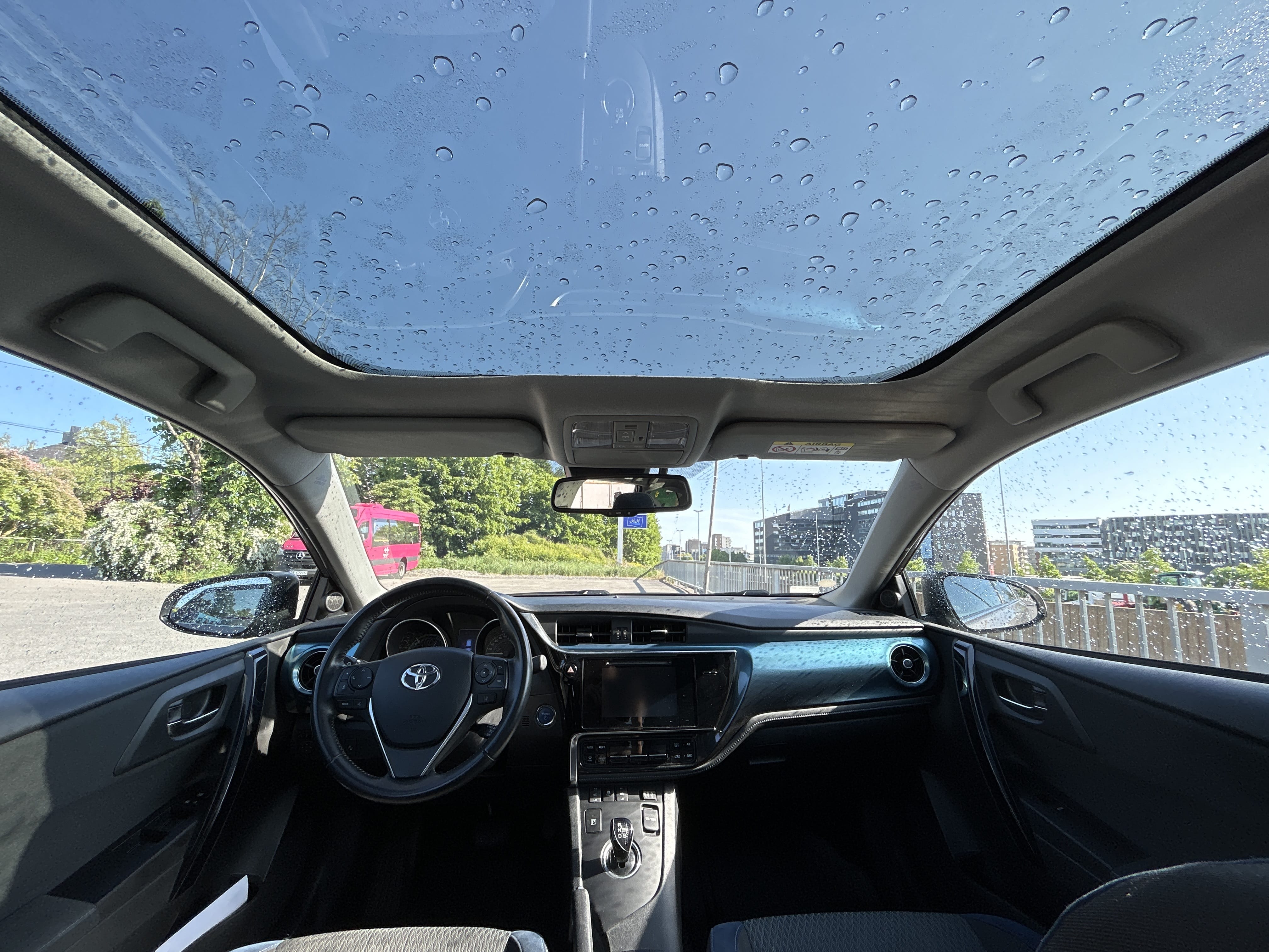 Toyota Auris Stasjonsvogn 1,8 hybrid med Cruisekontroll