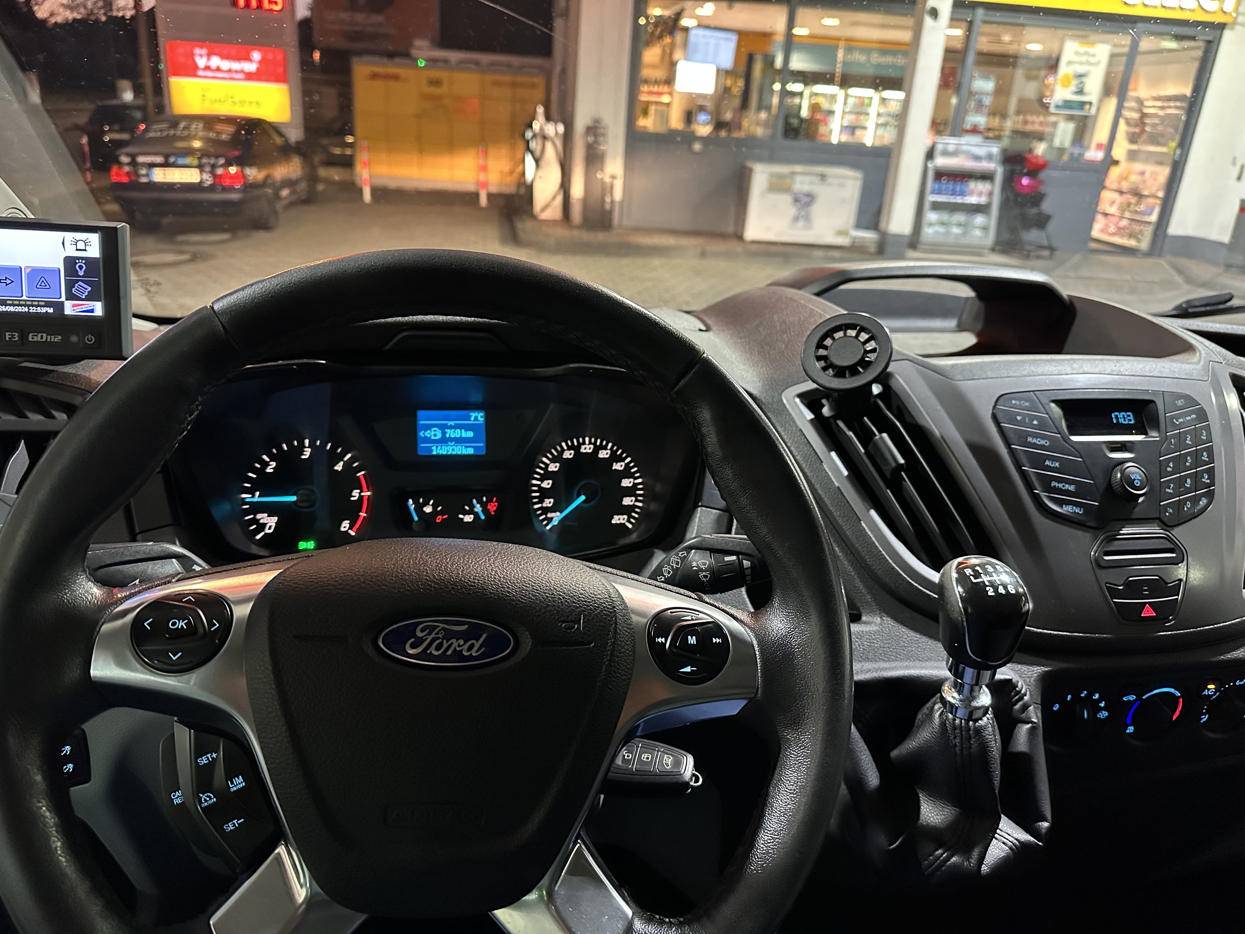 Ford Transit 350 con Enganche