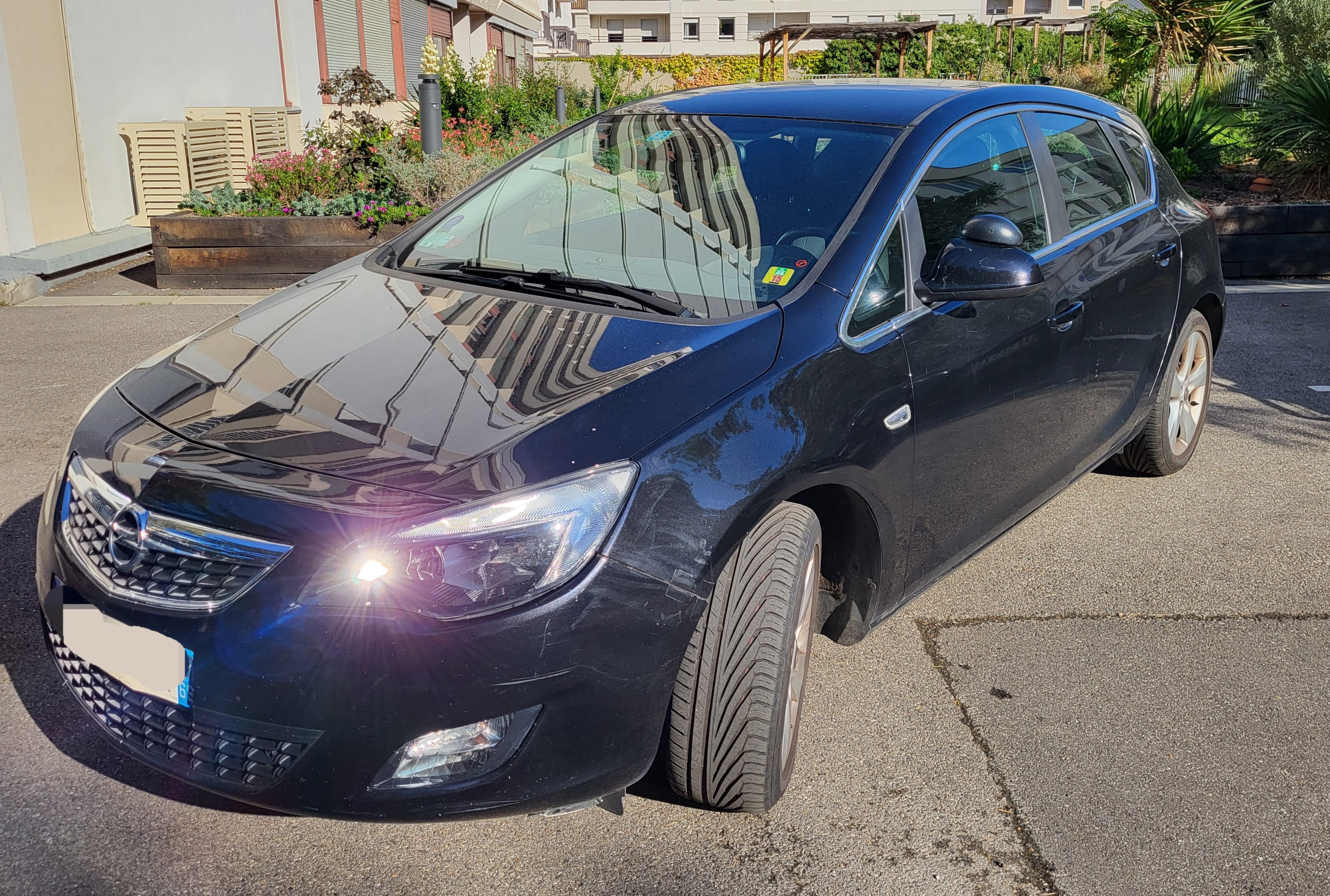 Opel Astra, 2011, Essence 95