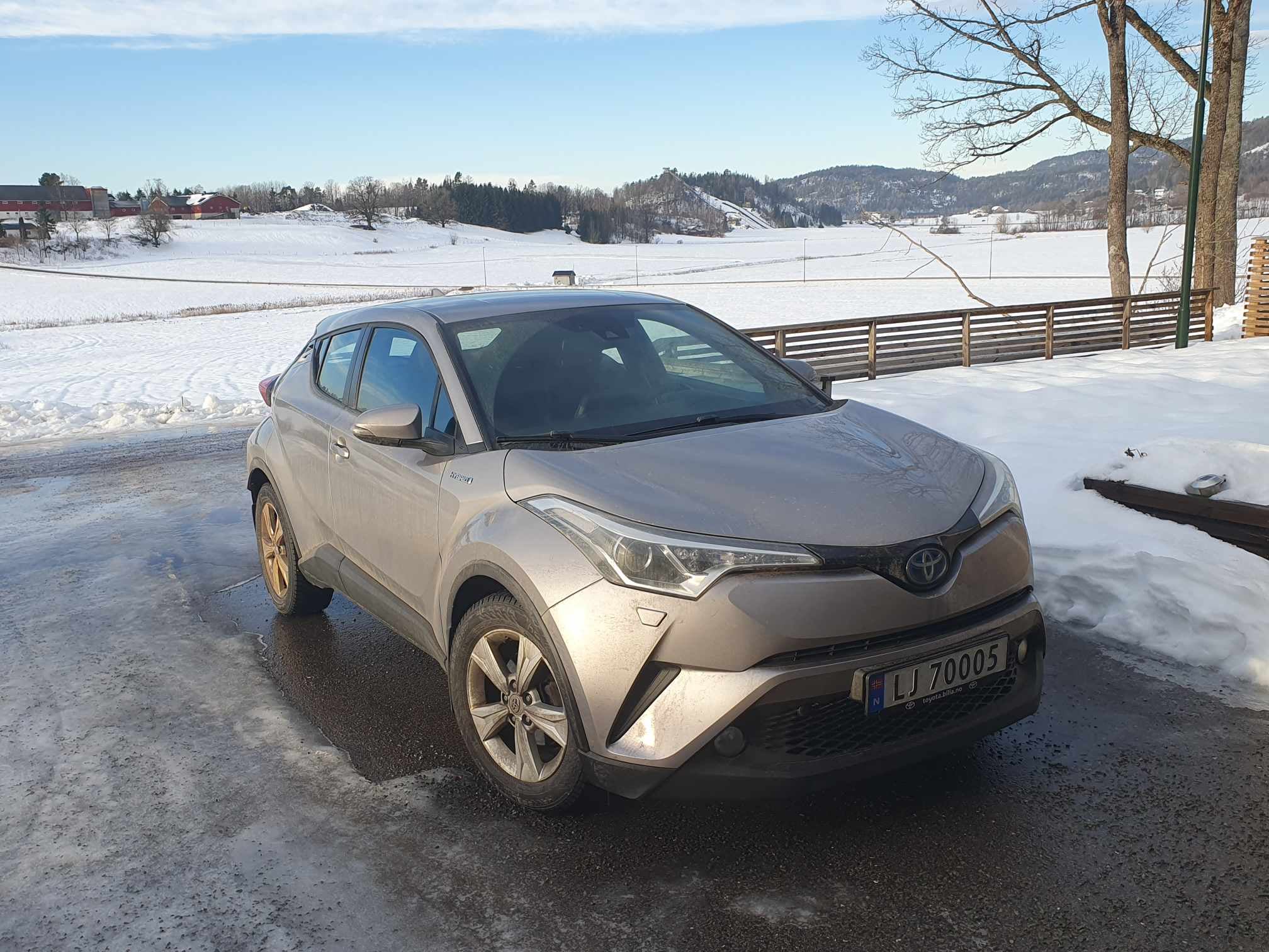 Toyota C-HR Hybrid, 2018, Blyfri 95, automatisk