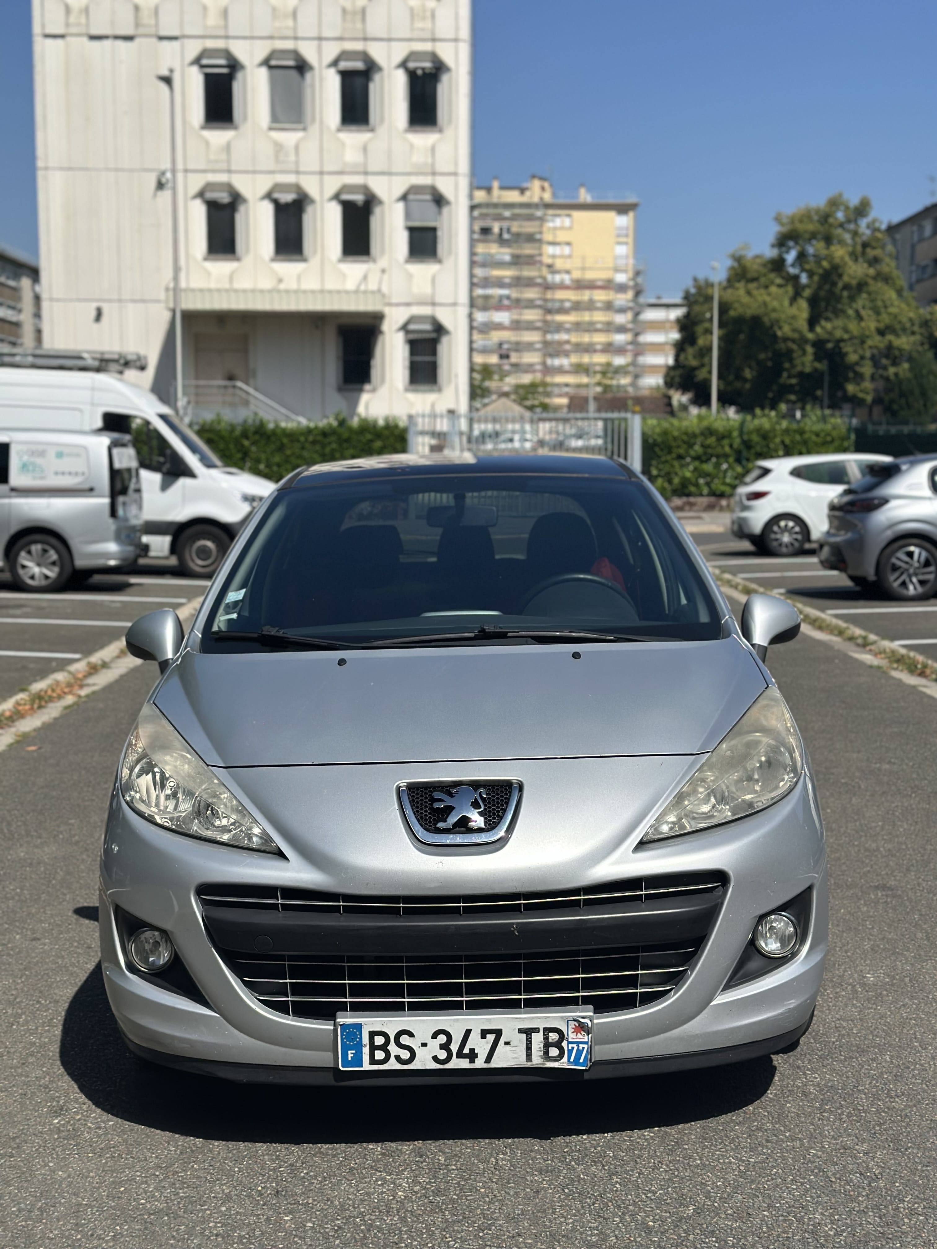 Peugeot 207 avec Climatisation