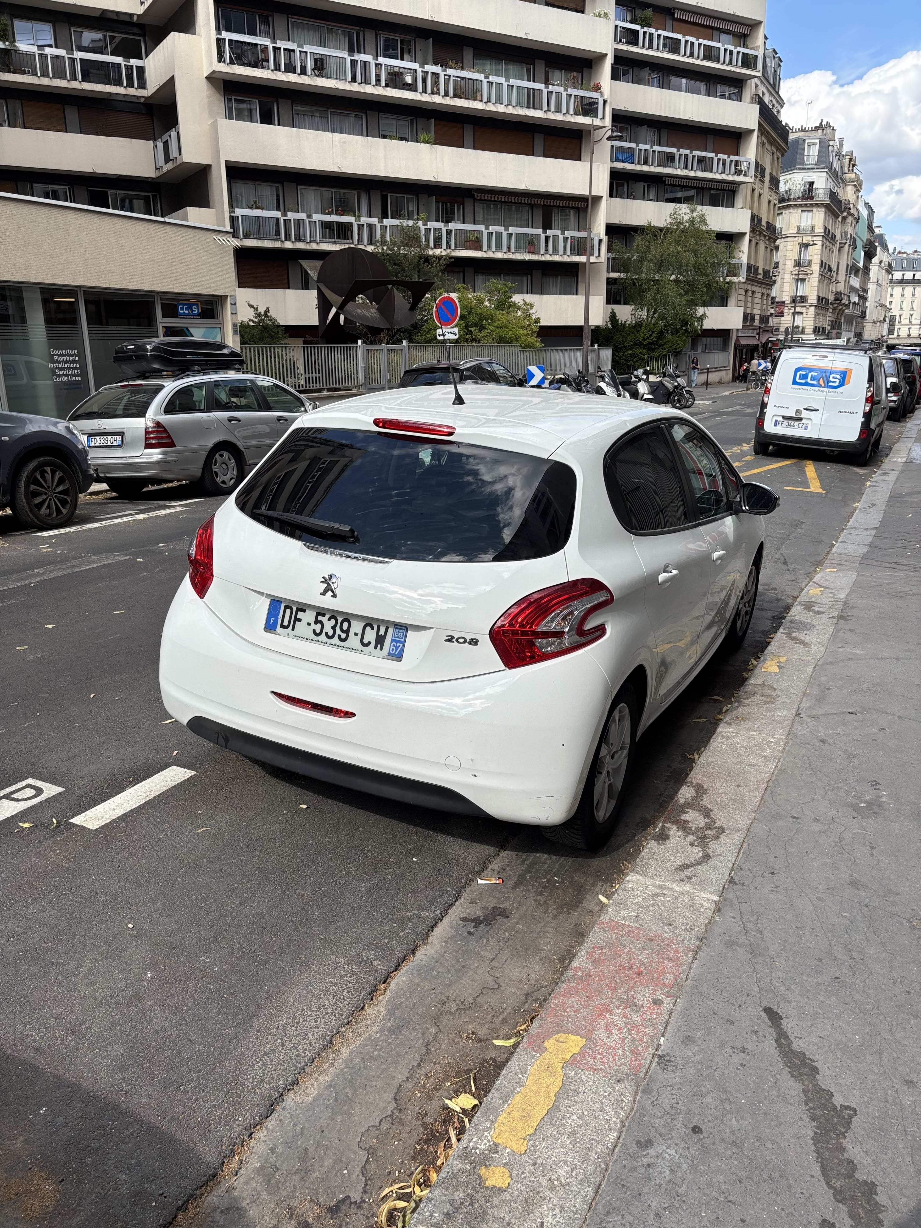 Peugeot 208  1.2 vti 82 SP98 avec Caméra de recul