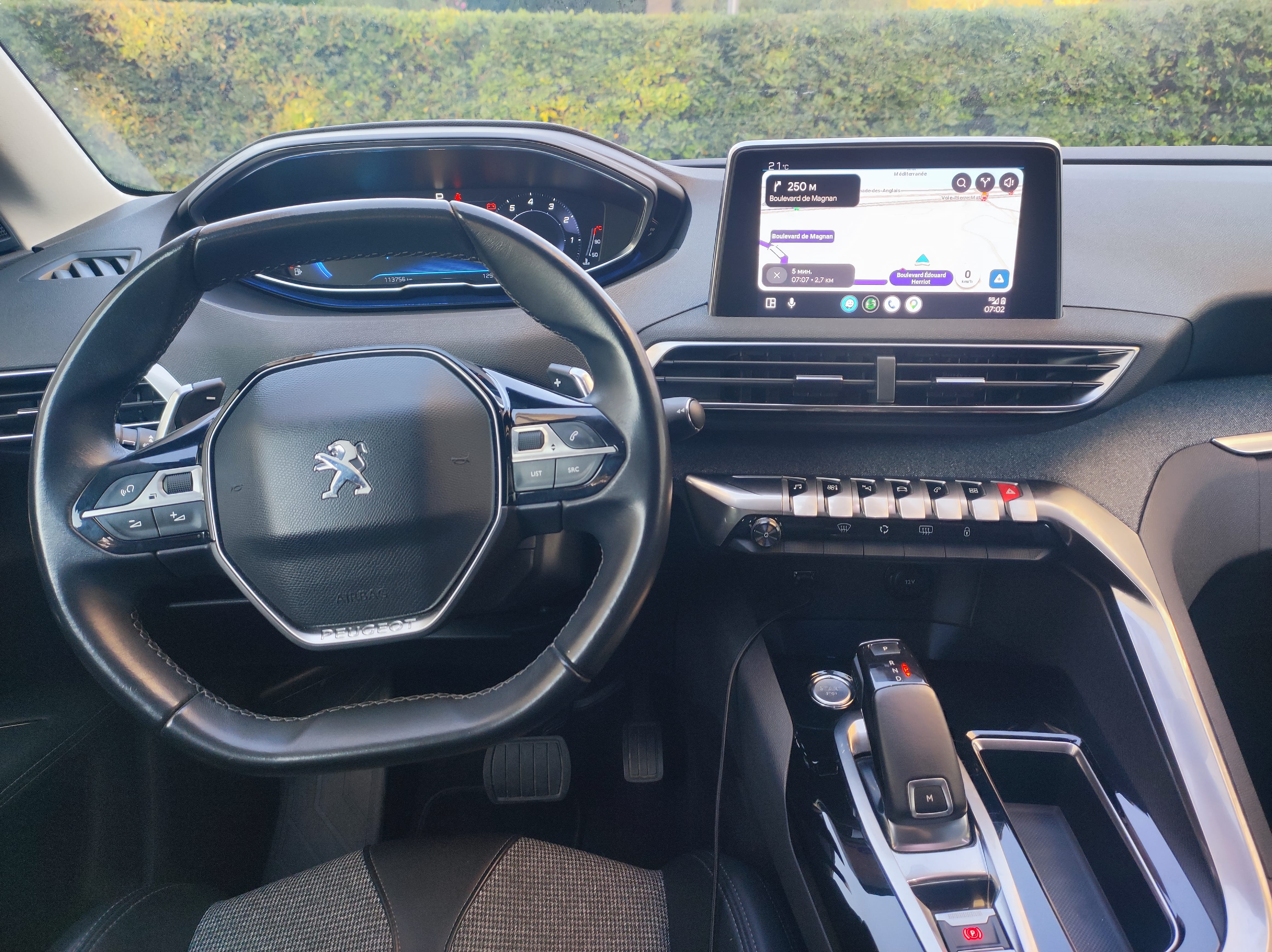 Peugeot 3008 avec GPS