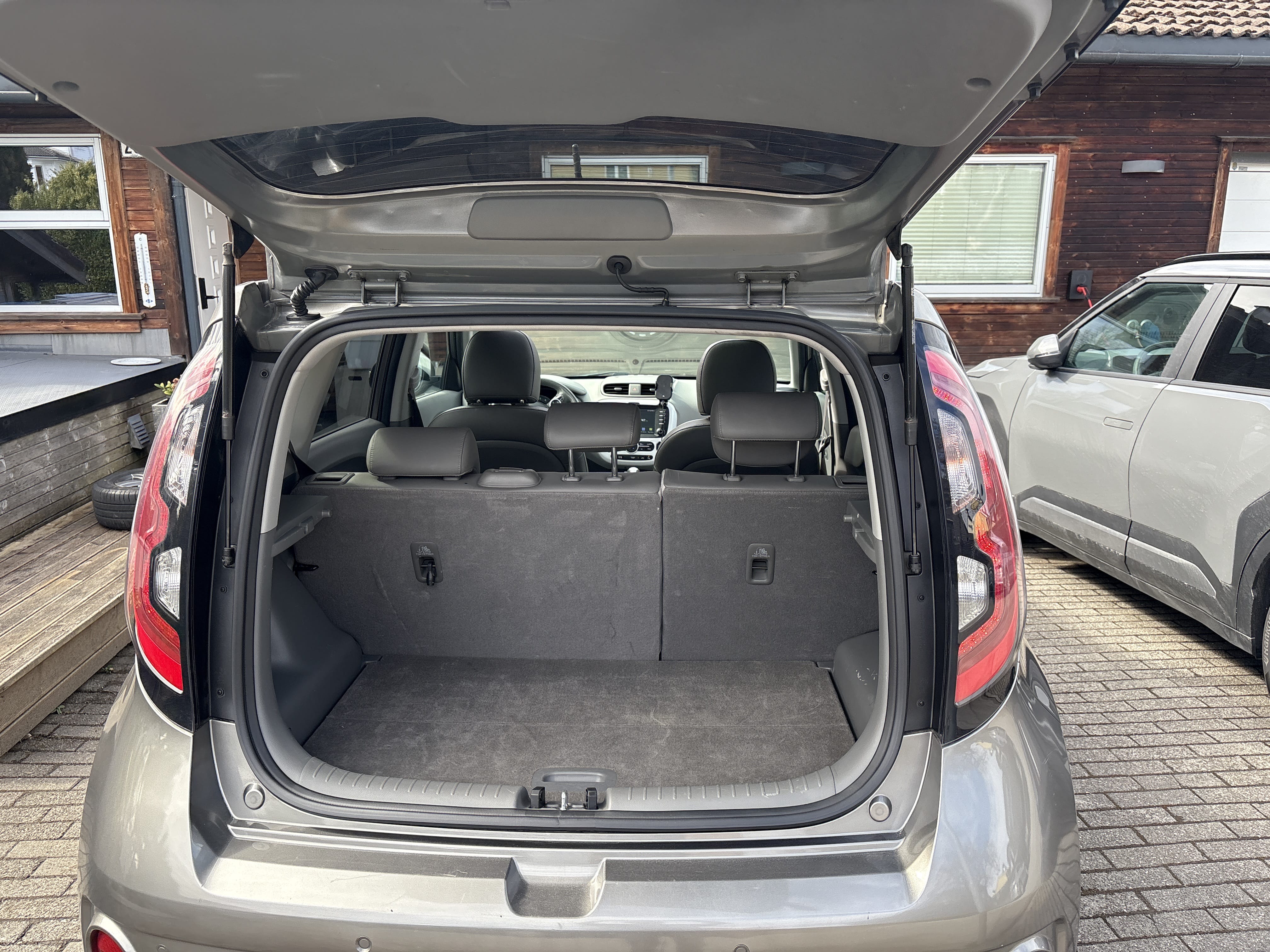 Kia Soul EV+ med Vinterdekk