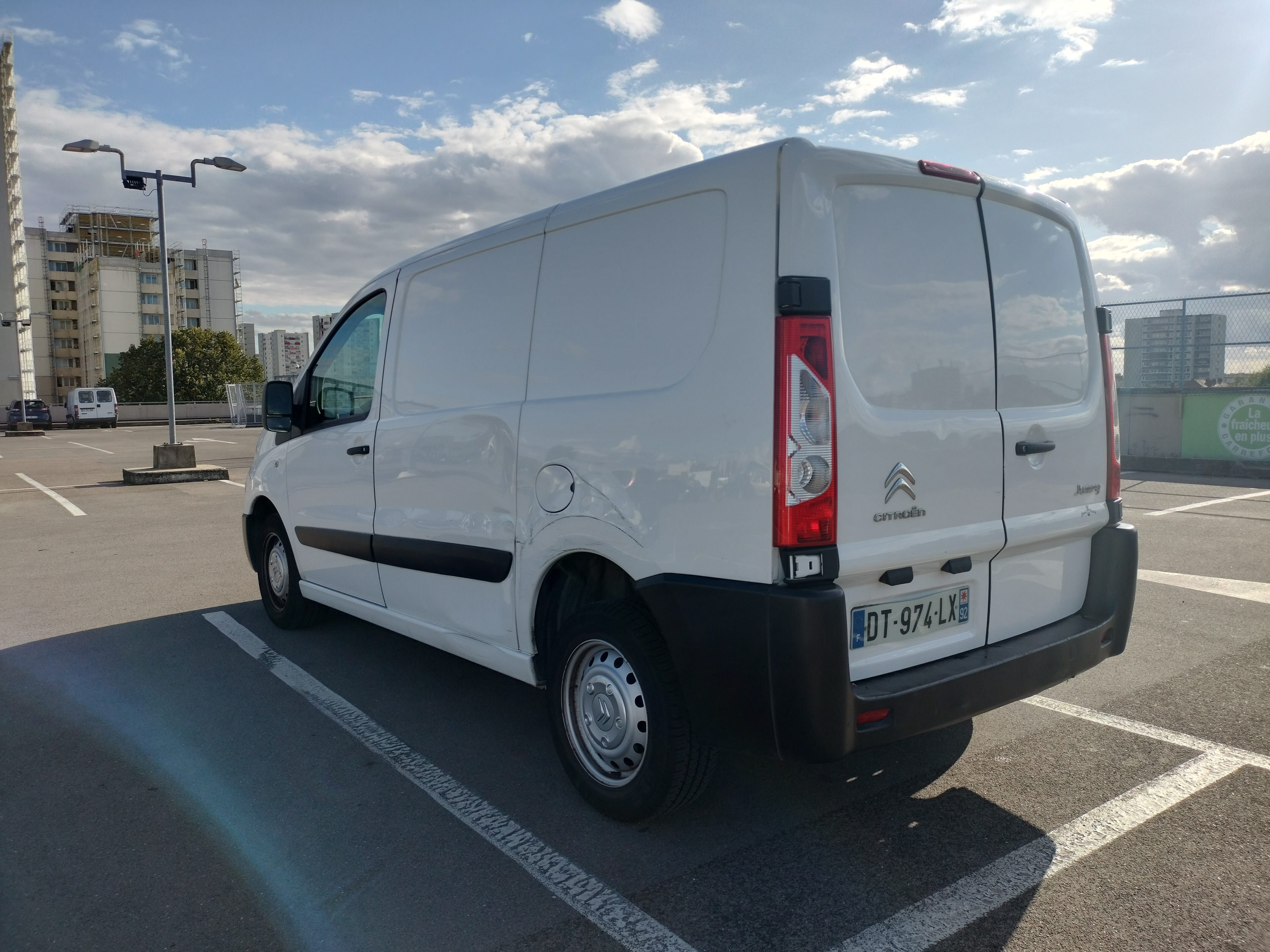 Citroen Jumpy FGN TOLE 27 L1H1 HDI 90 FAP CLUB avec Entrée audio / iPod