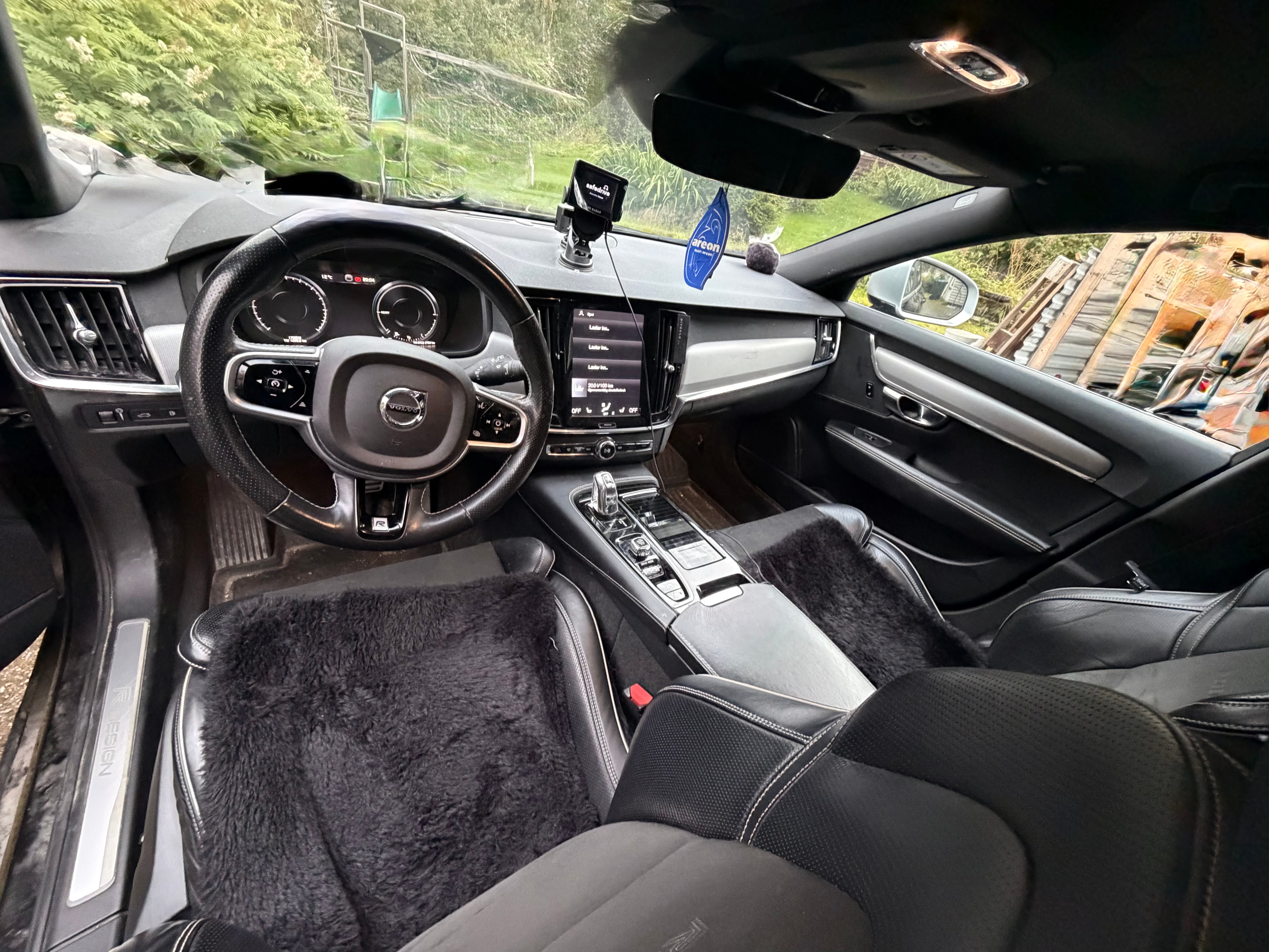 Volvo V90 T8 Twin Engine med GPS