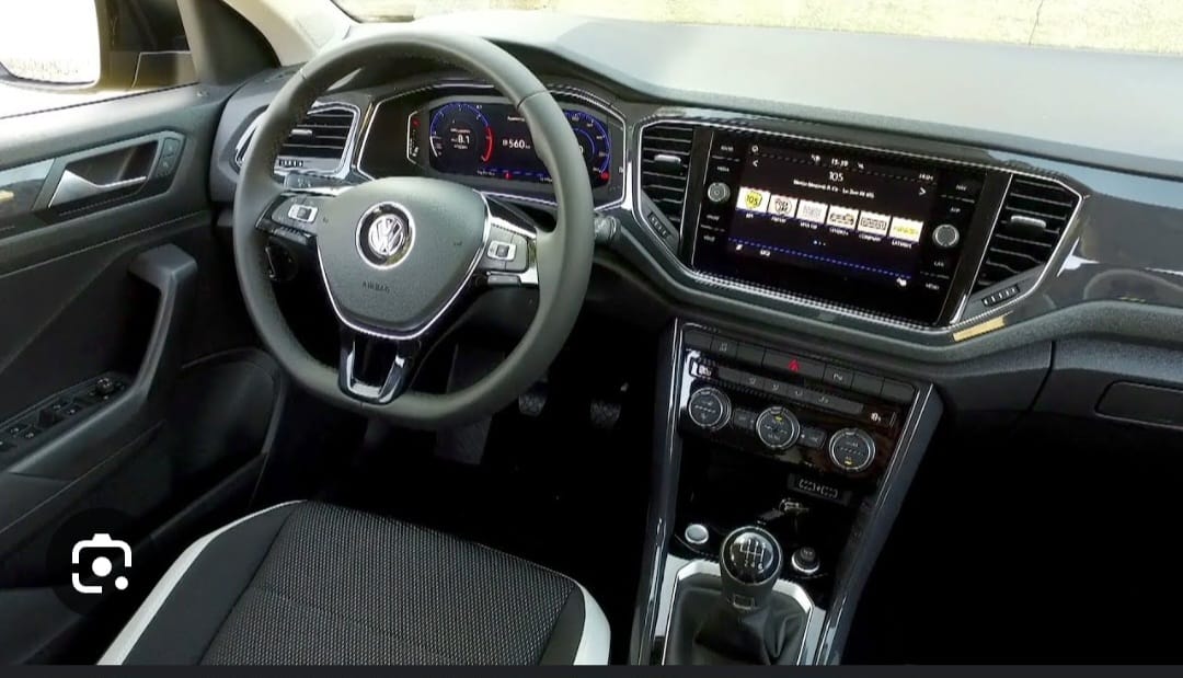Volkswagen T-Roc, 2019, Essence 95, automatique
