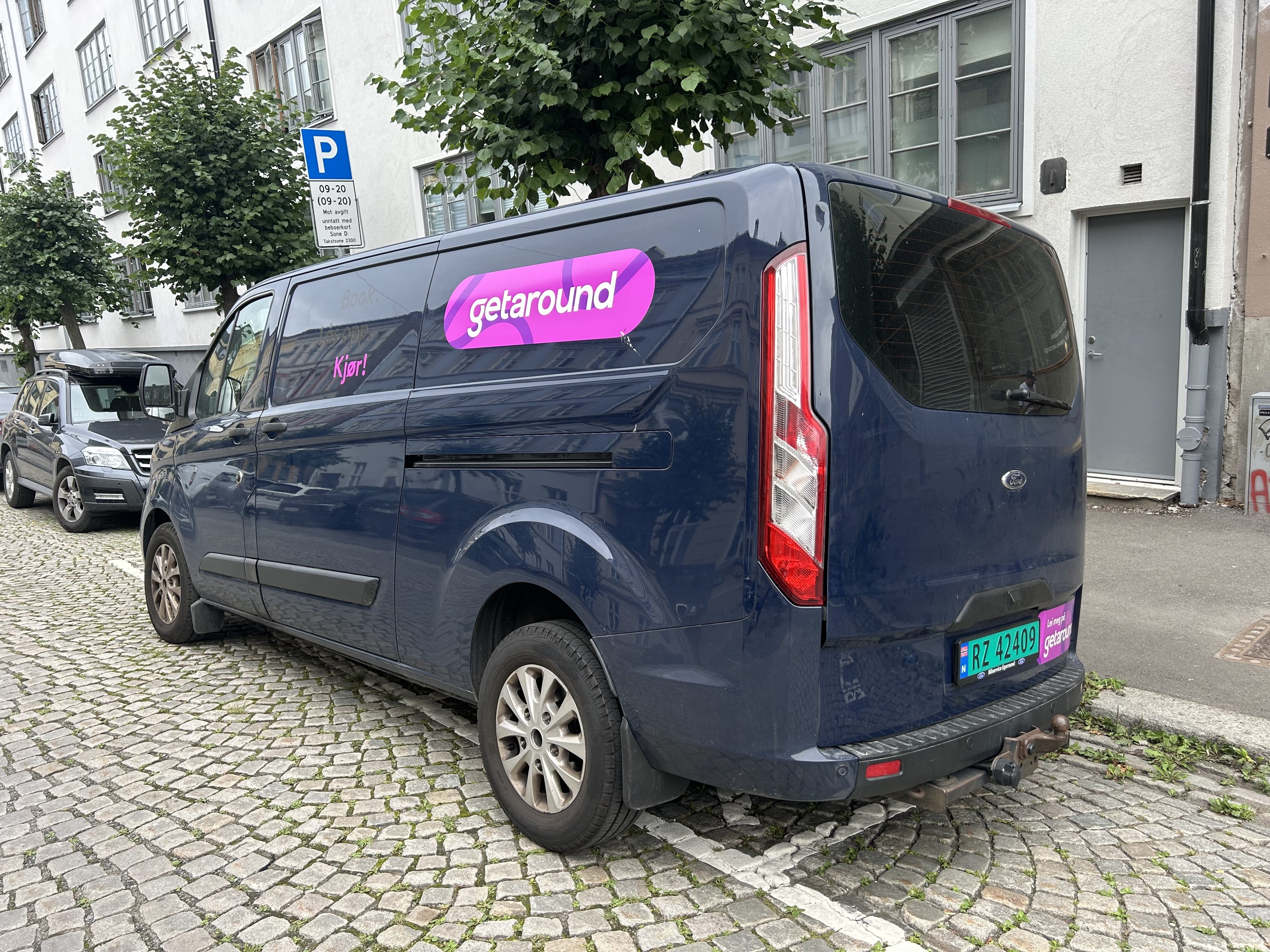 Ford Transit Custom Varebil mit Navigationsgerät