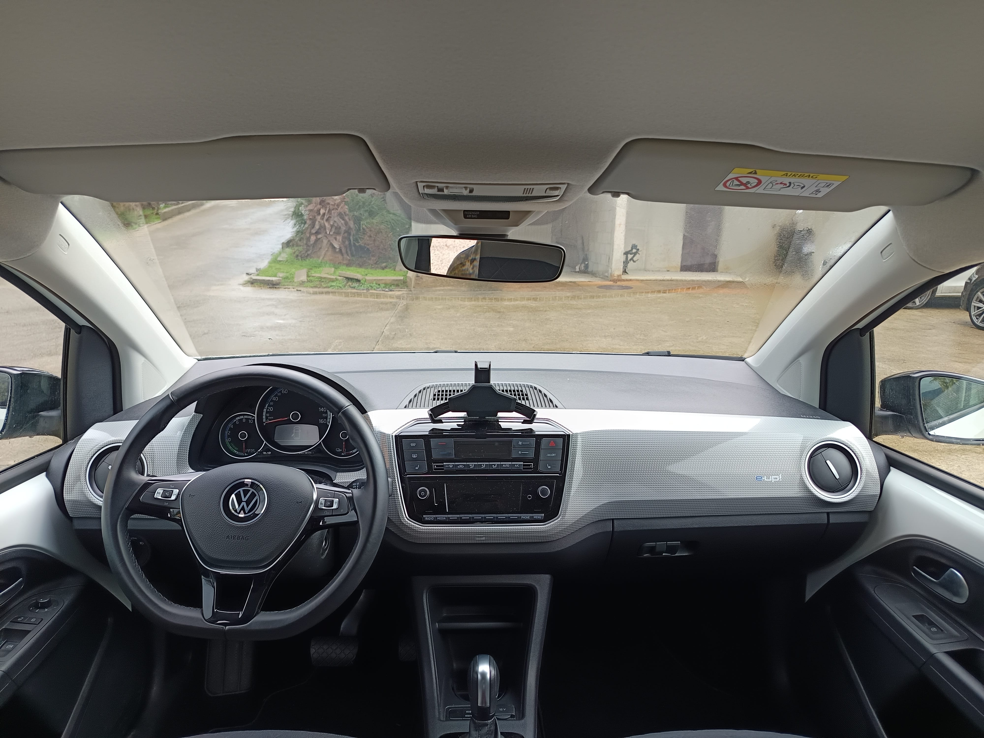 Volkswagen Up! avec Entrée audio / iPod