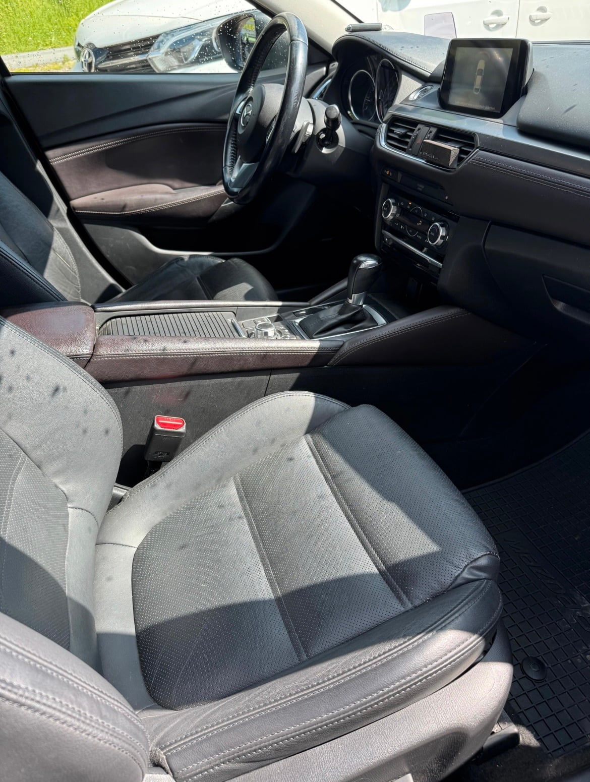 Mazda 6 Touring Plus 2.2D med Vinterdekk