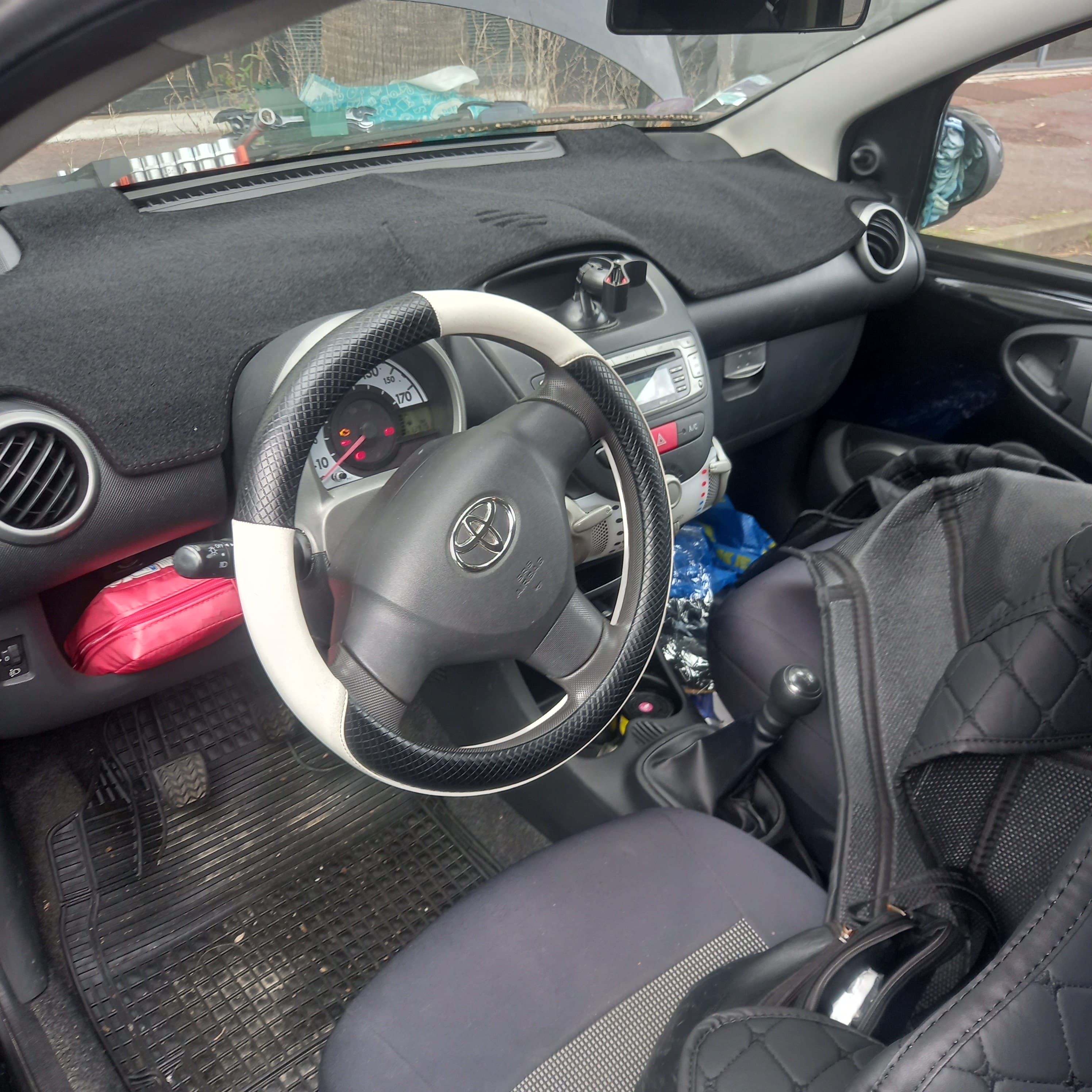 Toyota Aygo DYNAMIC II avec Audio Bluetooth