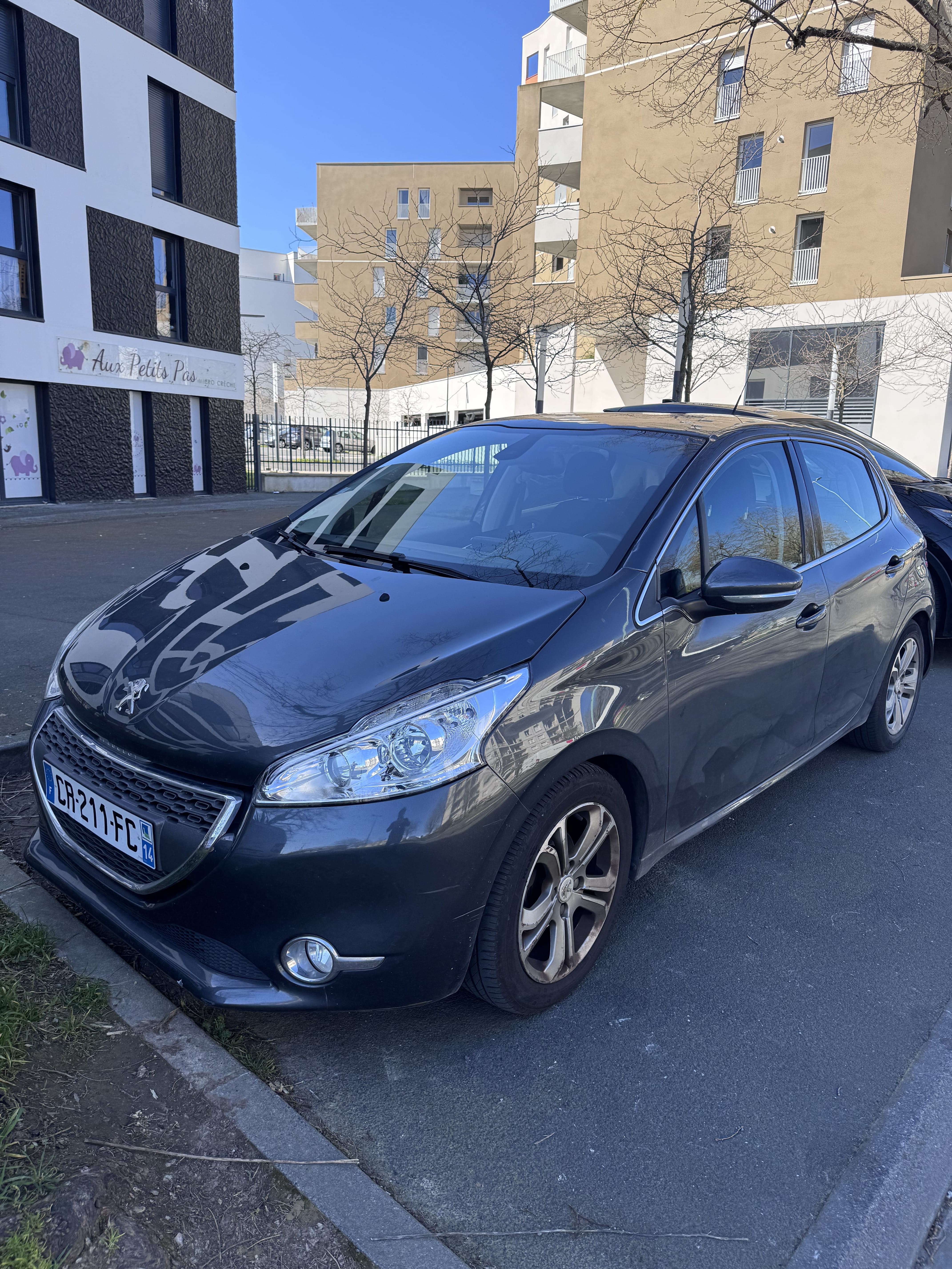 Peugeot 208, 2013, Diesel
