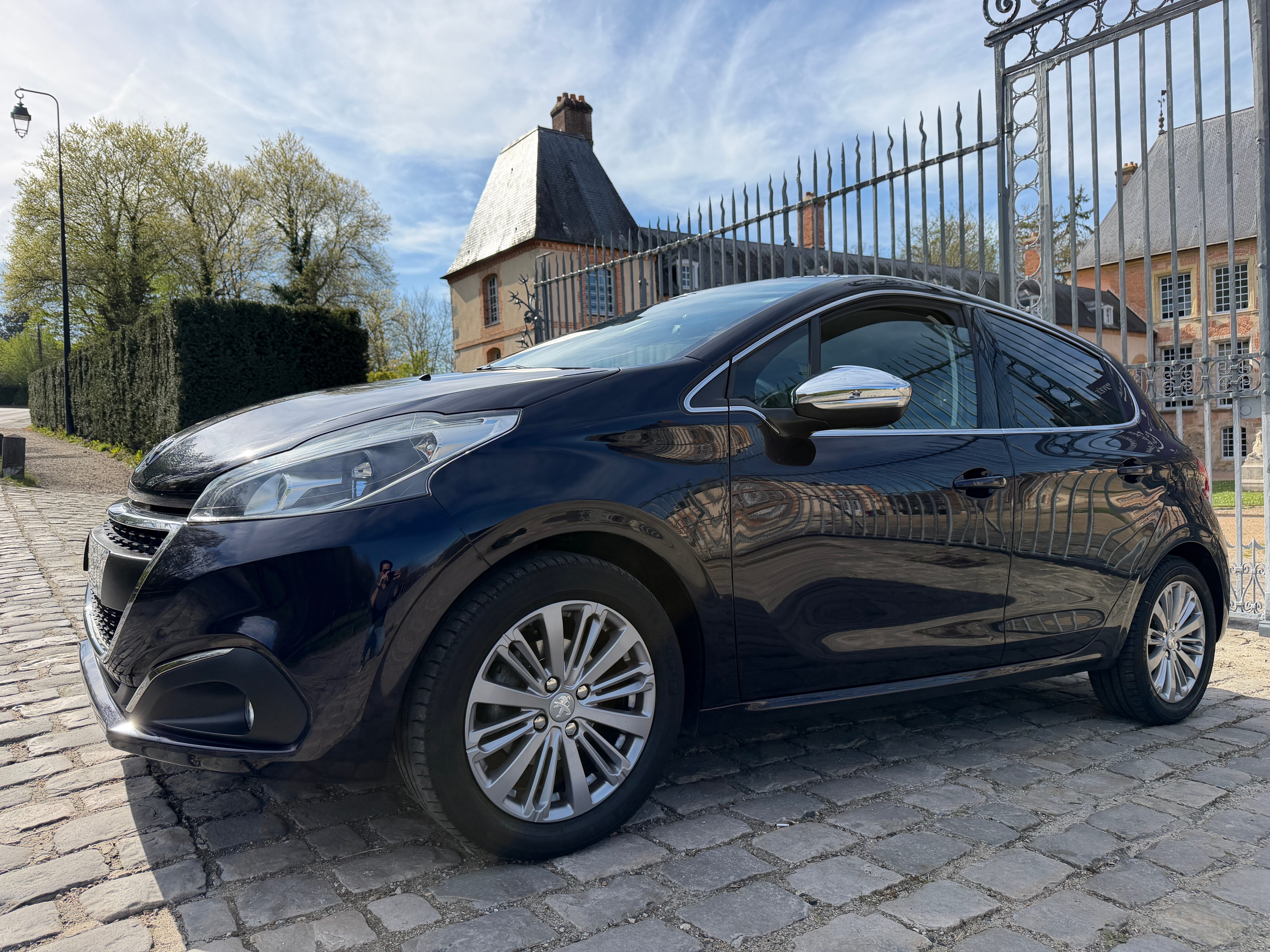 Peugeot 208 avec Climatisation