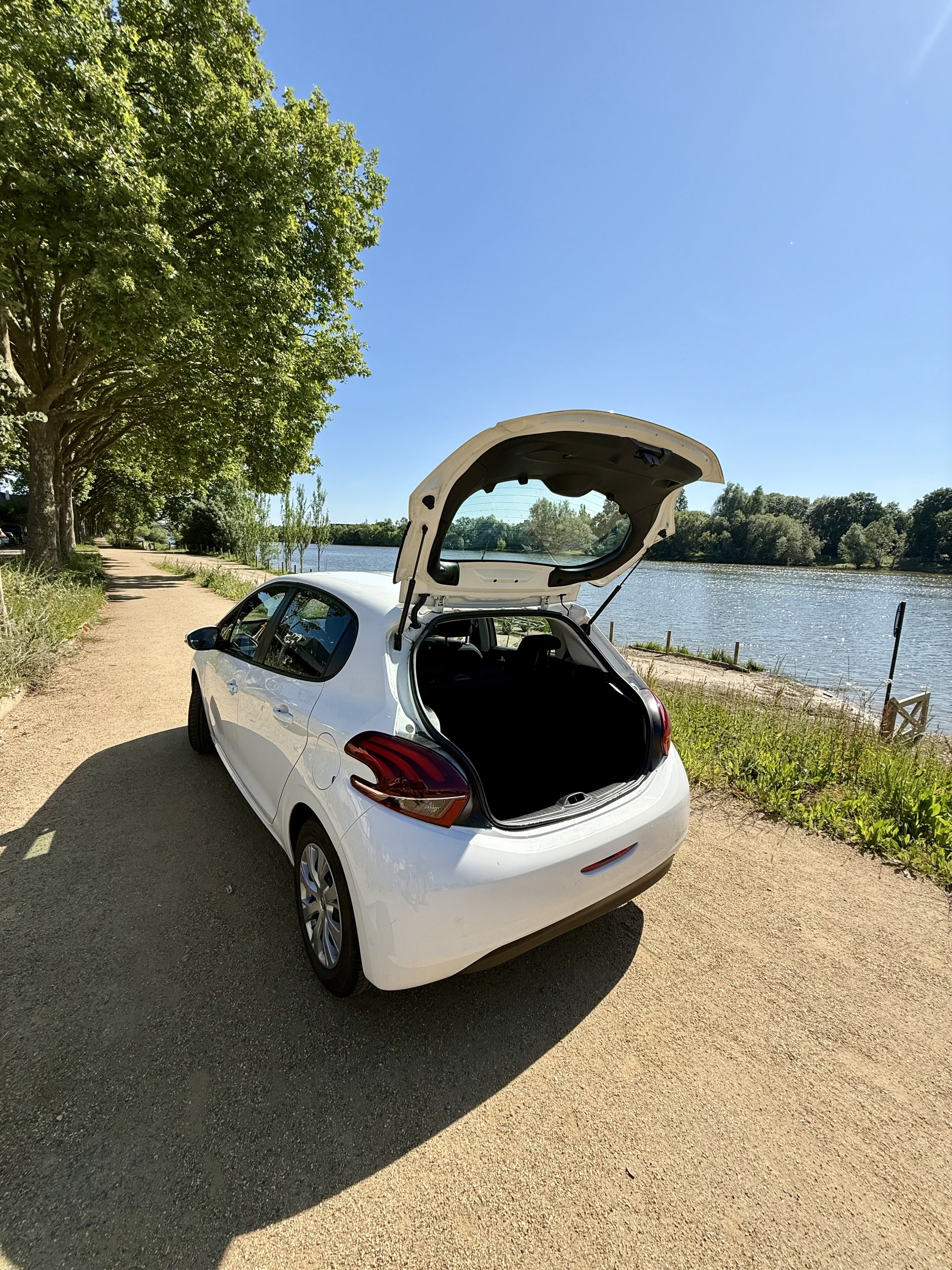 Peugeot 208 avec Audio Bluetooth