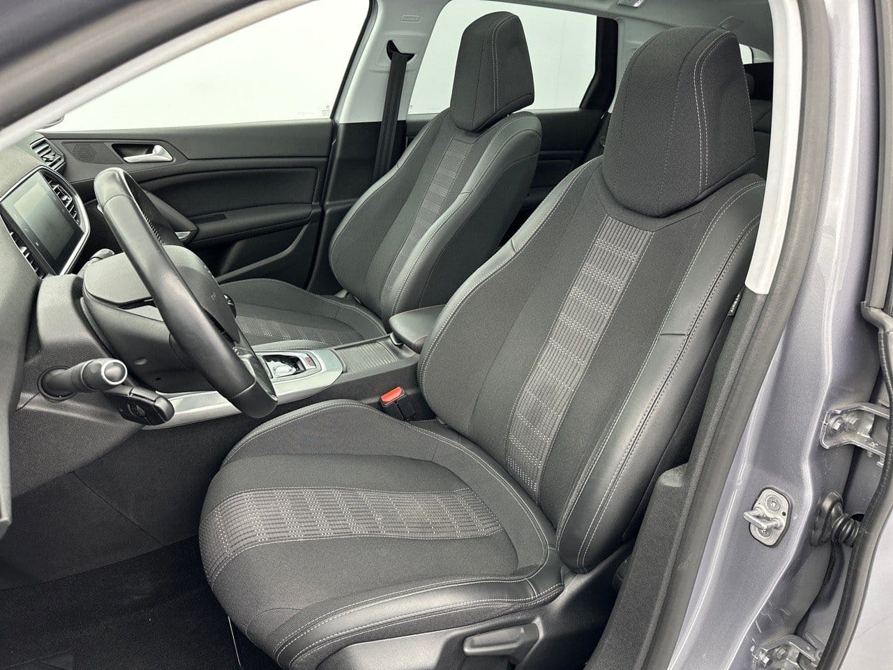 Peugeot 308 SW PEUGEOT 308 II SW 1.2 PURETECH 130 CH ALLURE avec Audio Bluetooth