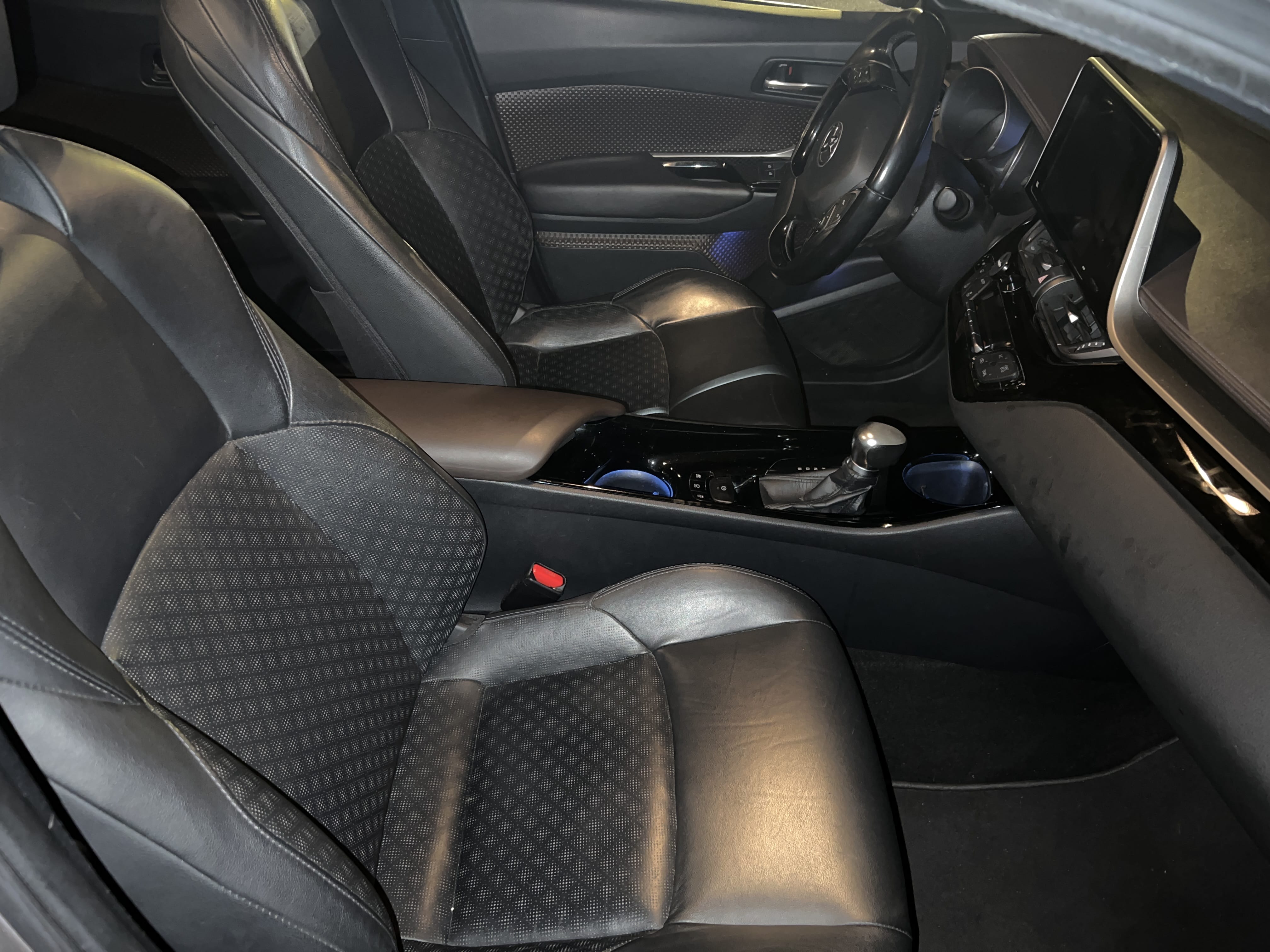 Toyota C-HR avec Attelage