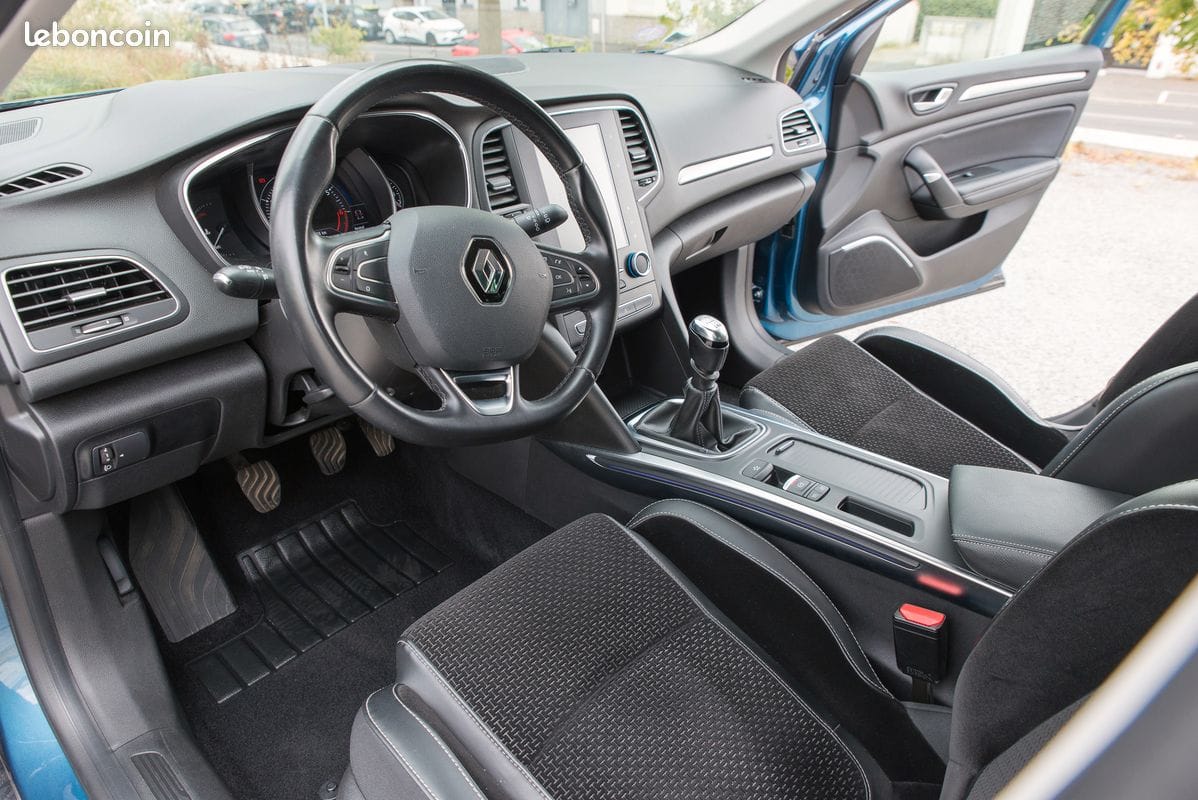 Renault Mégane Estate 1.3 Tce 140 CH INTENS avec GPS