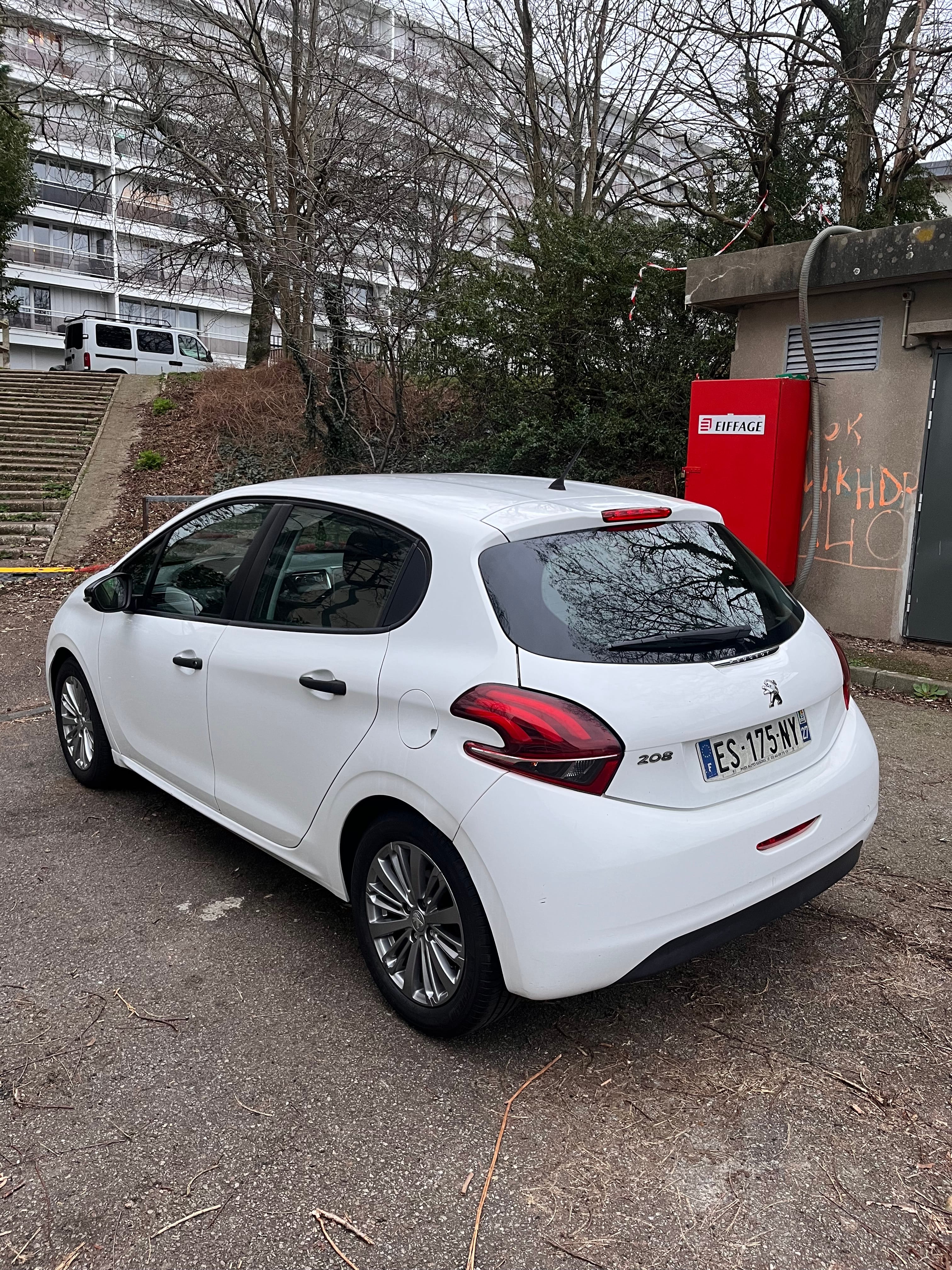 Peugeot 208, 2017, Diesel