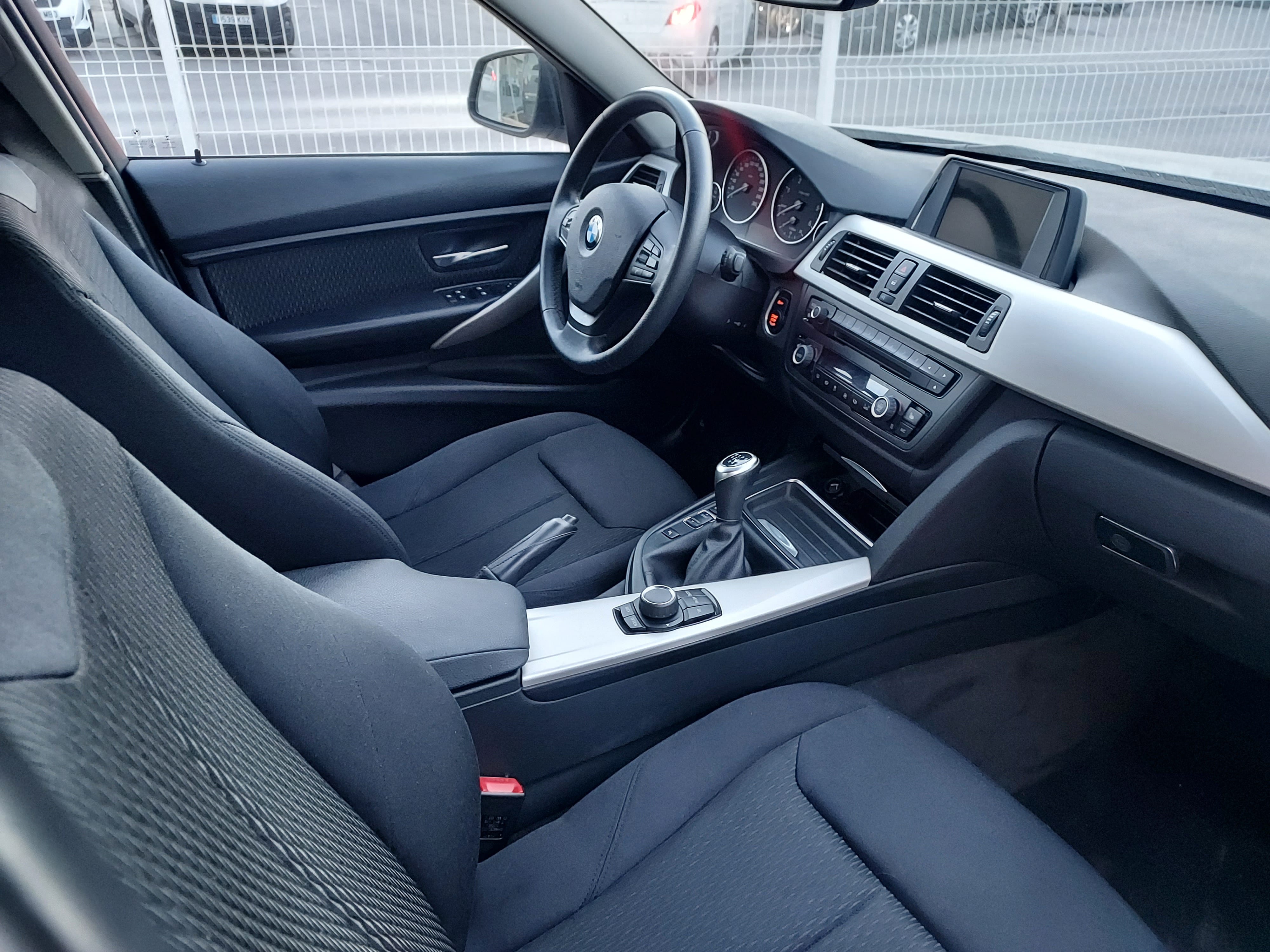 BMW Serie 3 con Audio Bluetooth
