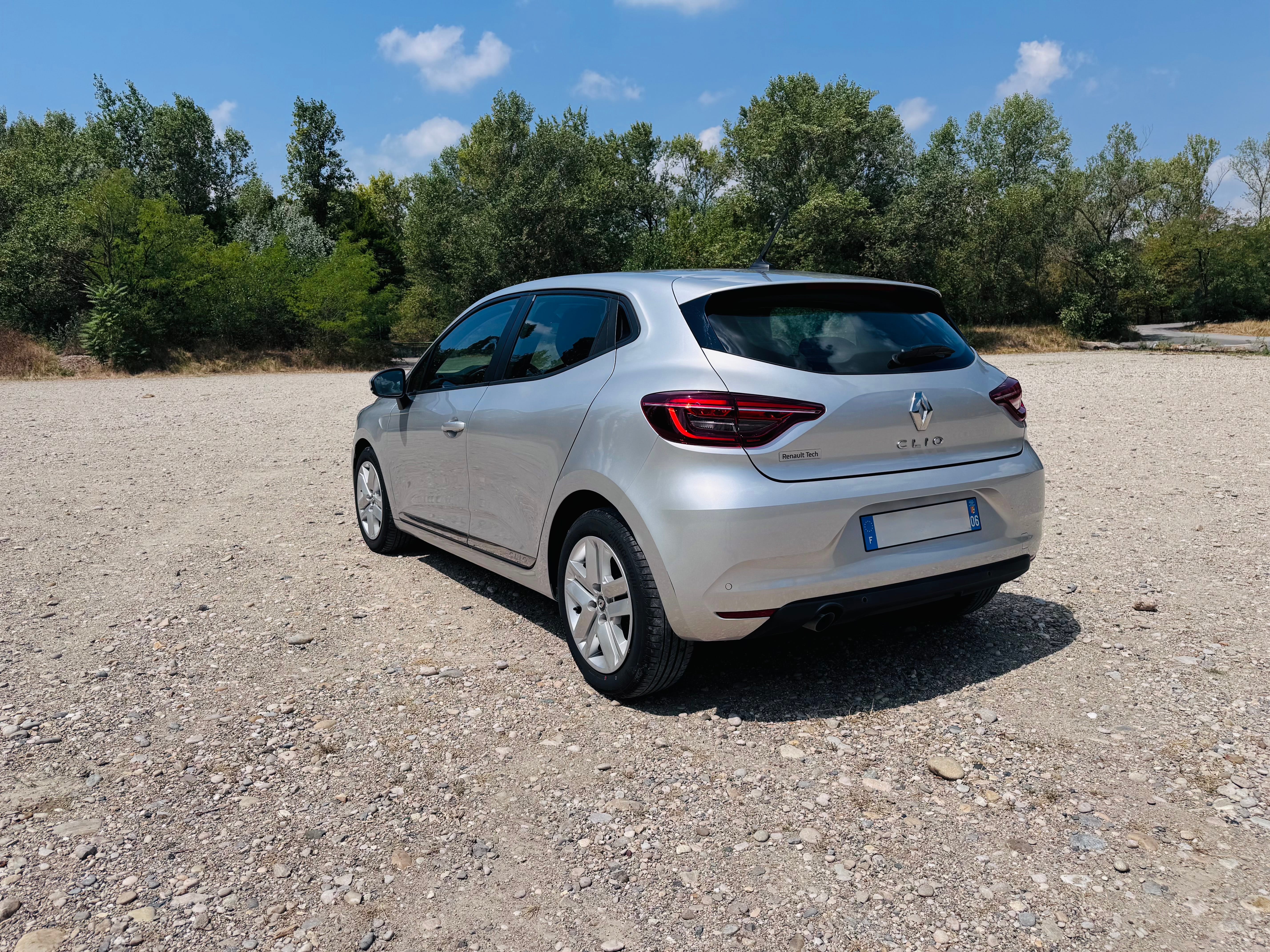 Renault Clio avec GPS