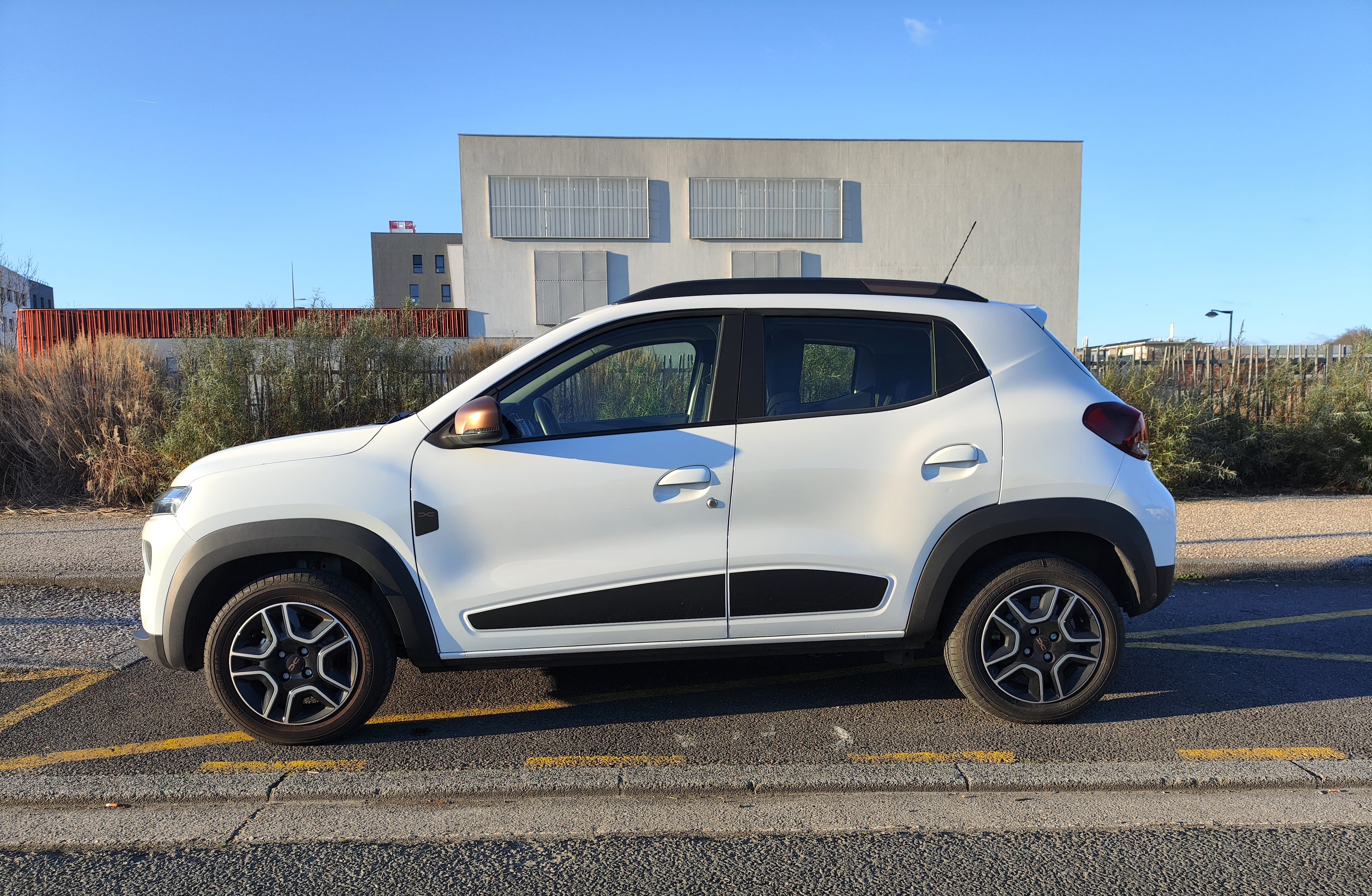 Dacia Spring Extrême 65 avec Climatisation